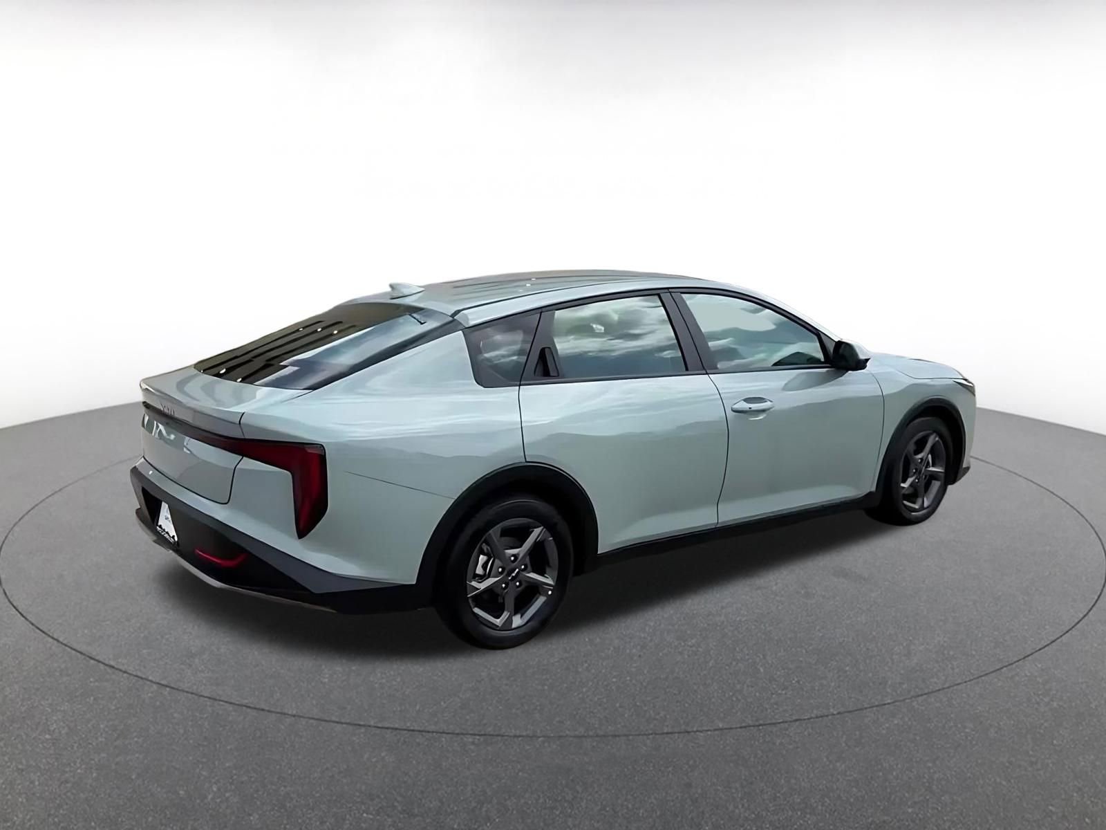 Thumbnail: 2025 Kia K4 - 15