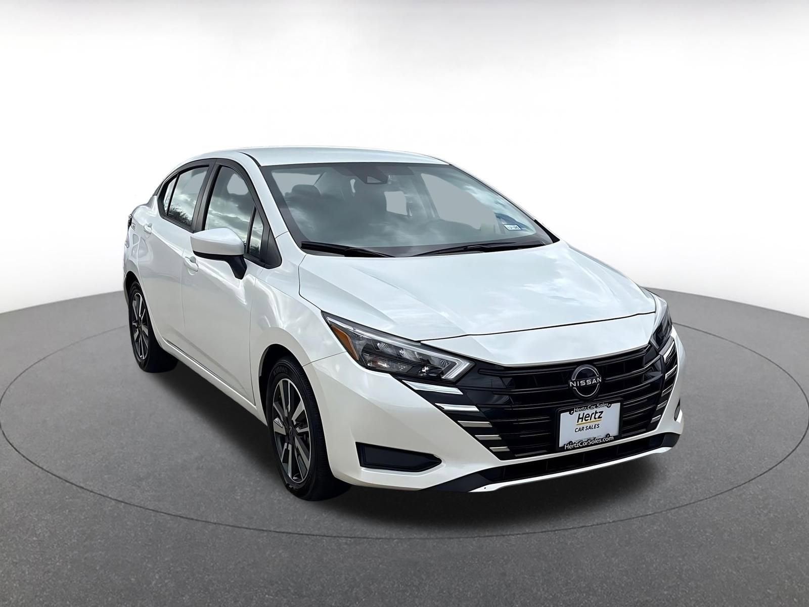 2025 Nissan Versa Sedan SV