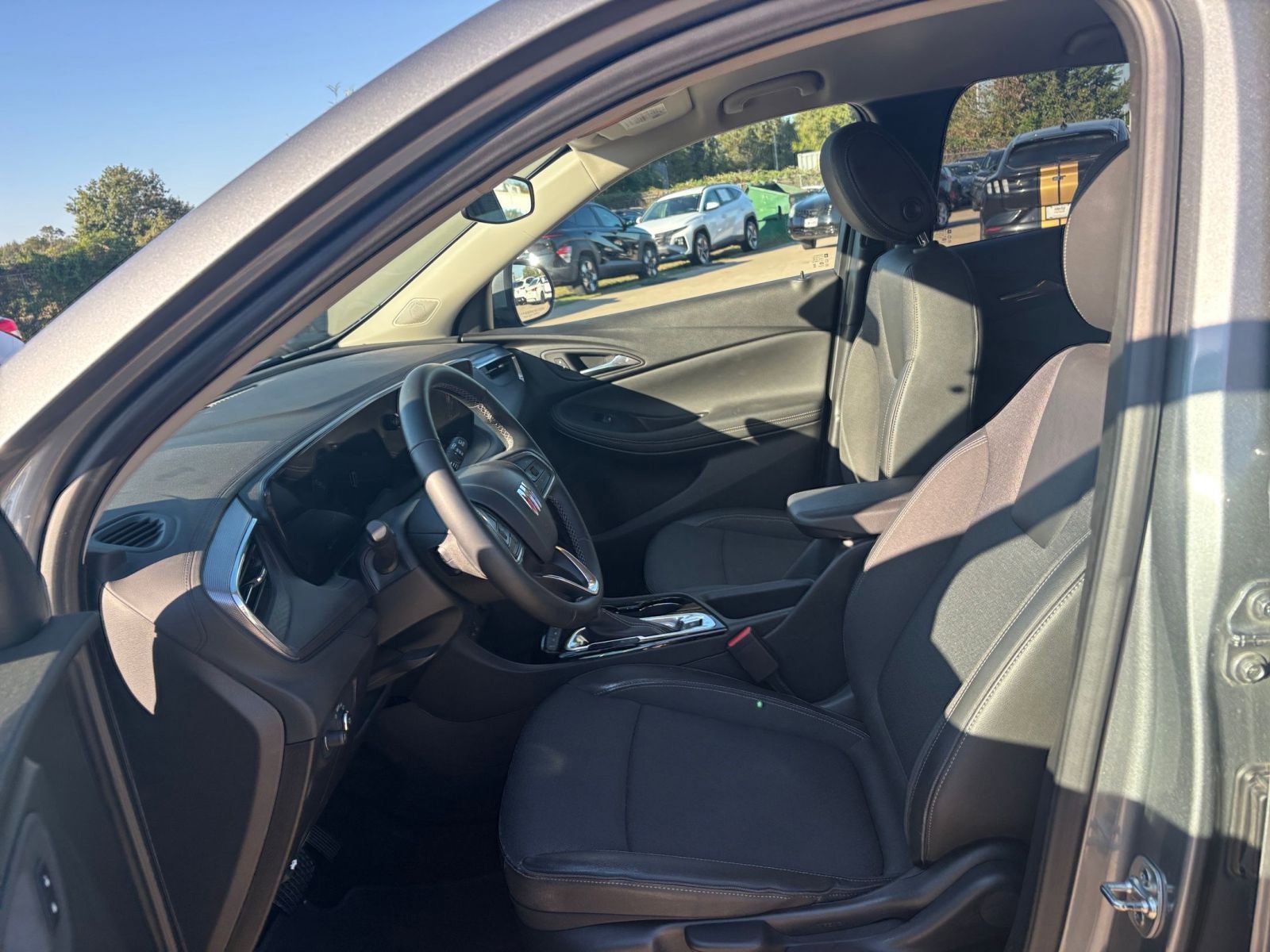 Thumbnail: 2025 Buick Encore GX - 24