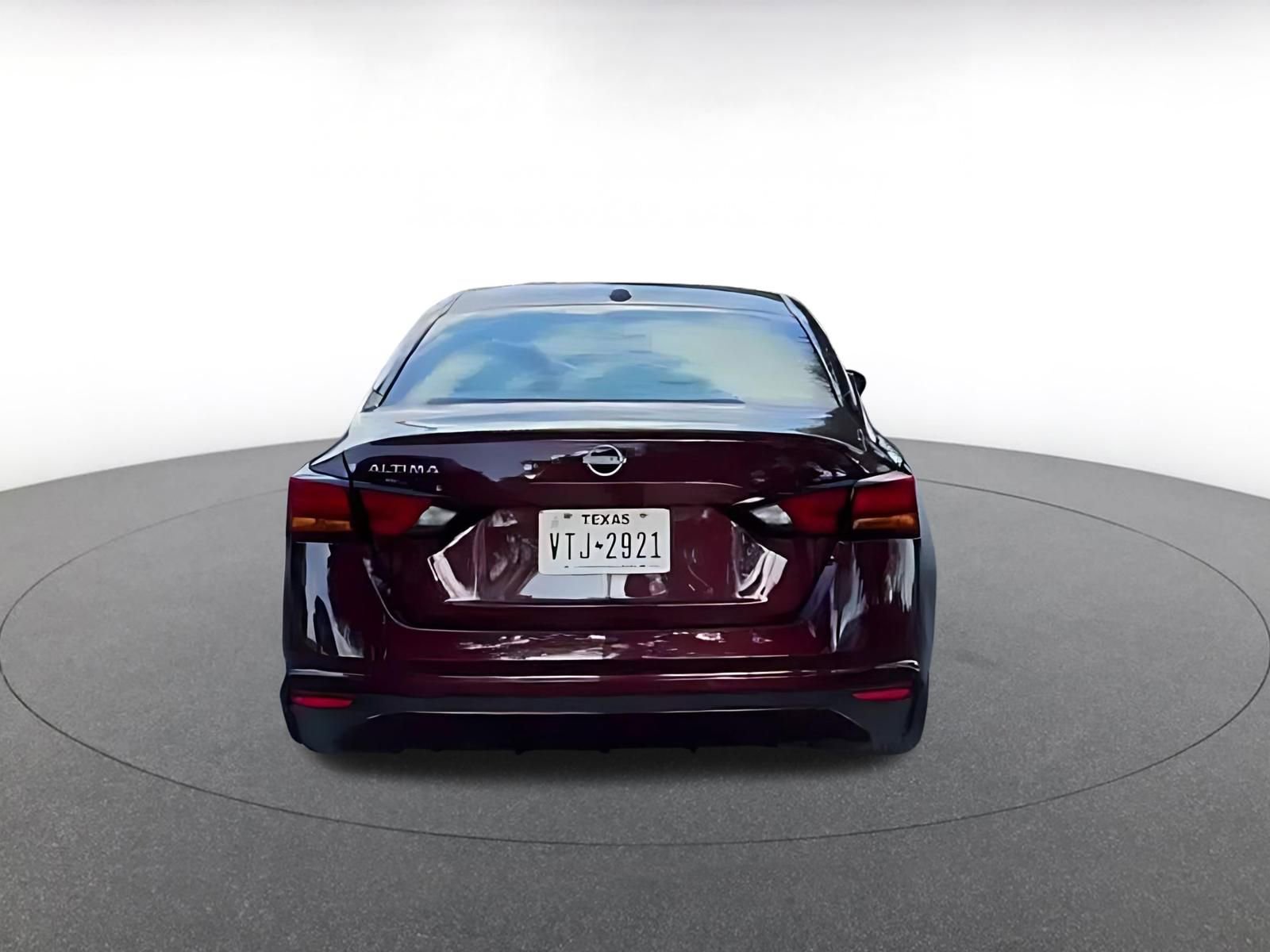 Thumbnail: 2025 Nissan Altima - 9