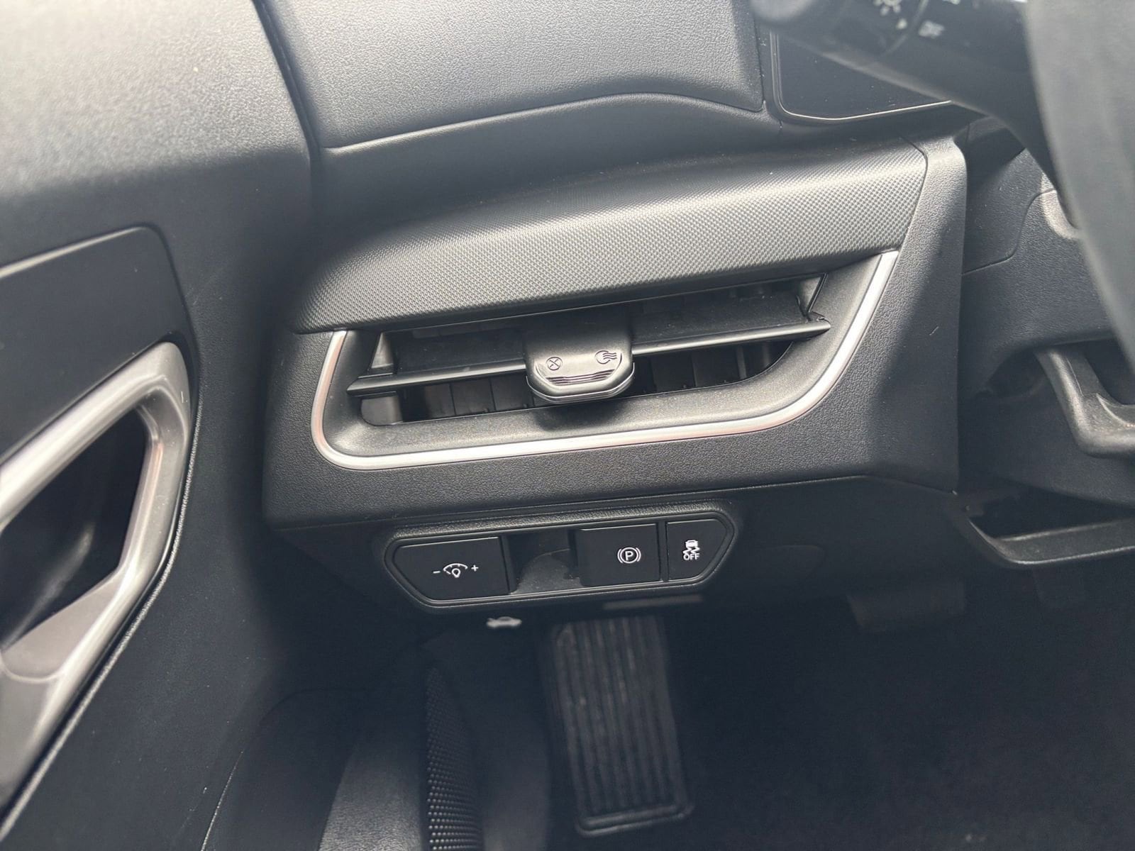 Thumbnail: 2025 Kia K4 - 33