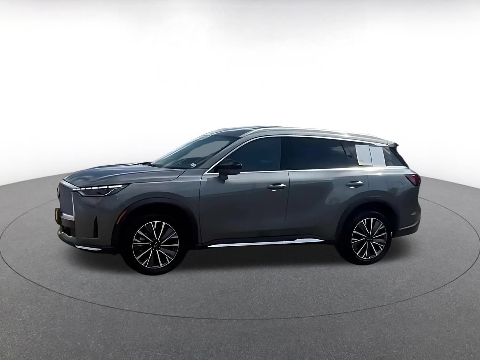 Thumbnail: 2026 INFINITI QX60 - 8