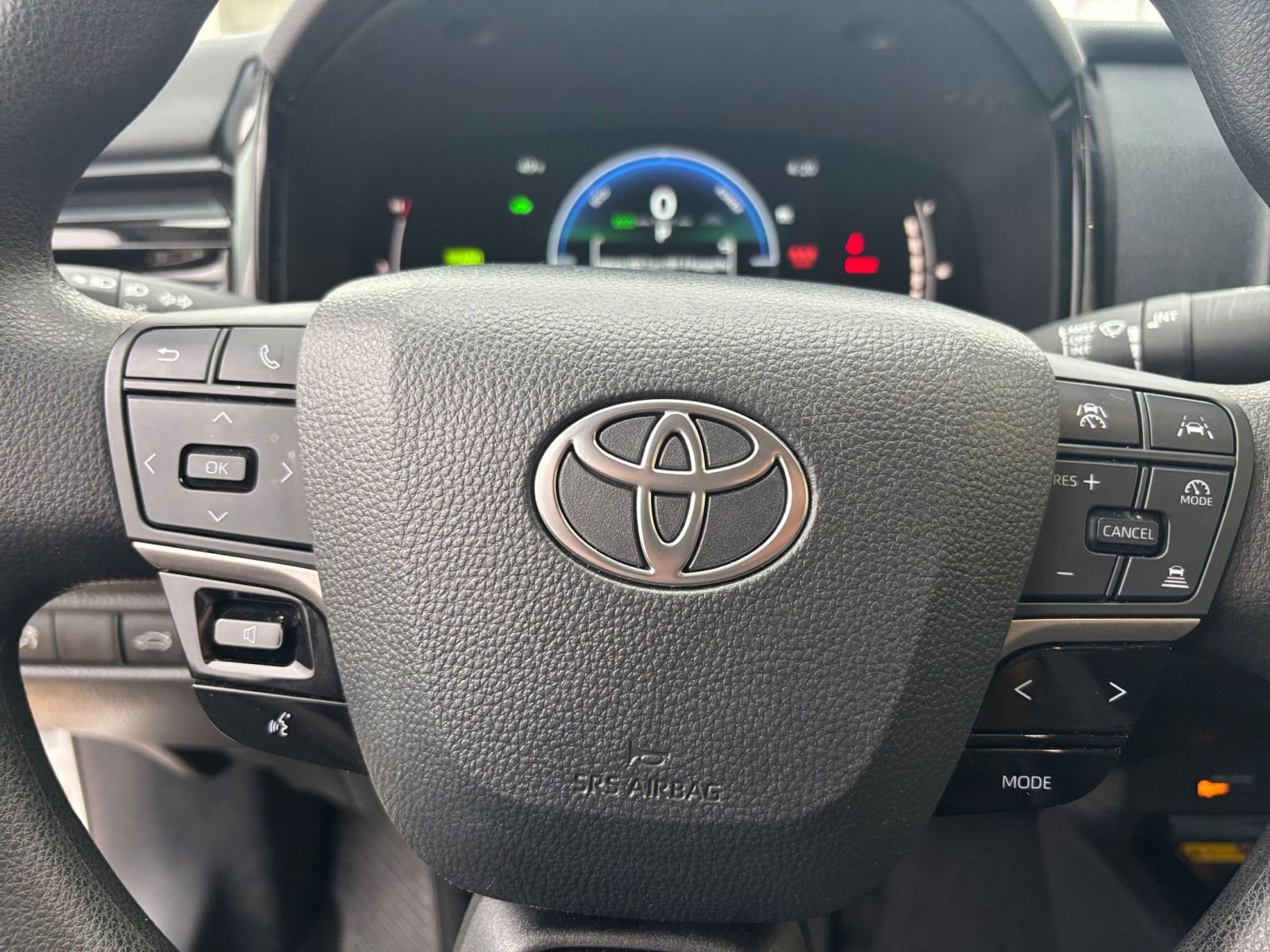 Thumbnail: 2025 Toyota Camry - 27