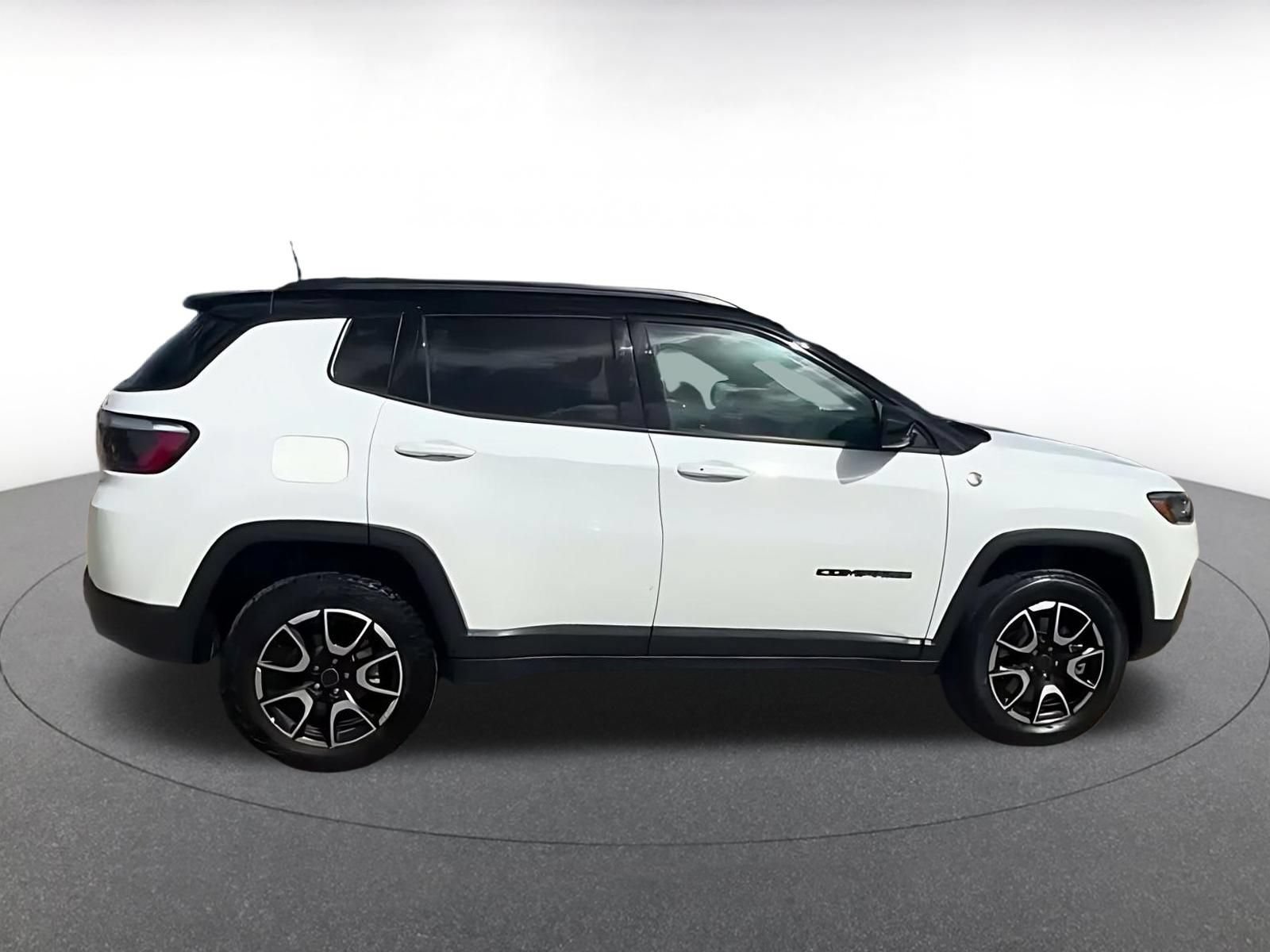 Thumbnail: 2025 Jeep Compass - 14