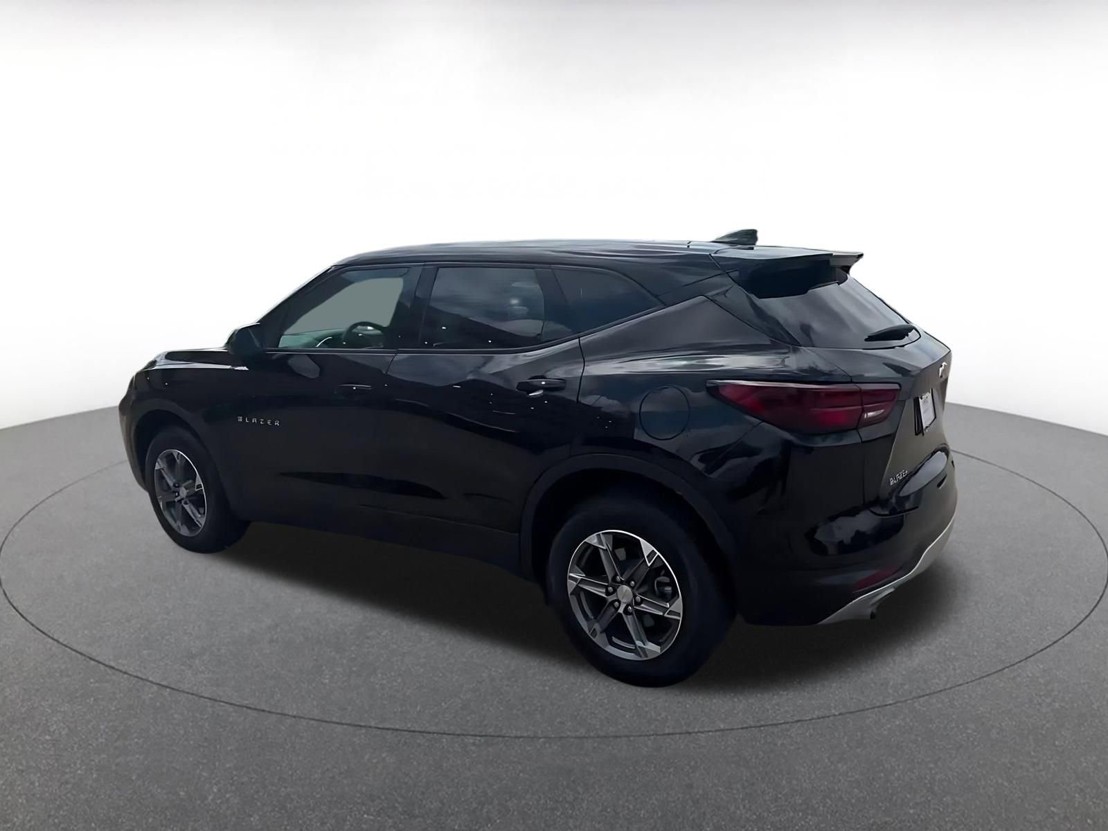 Thumbnail: 2025 Chevrolet Blazer - 11