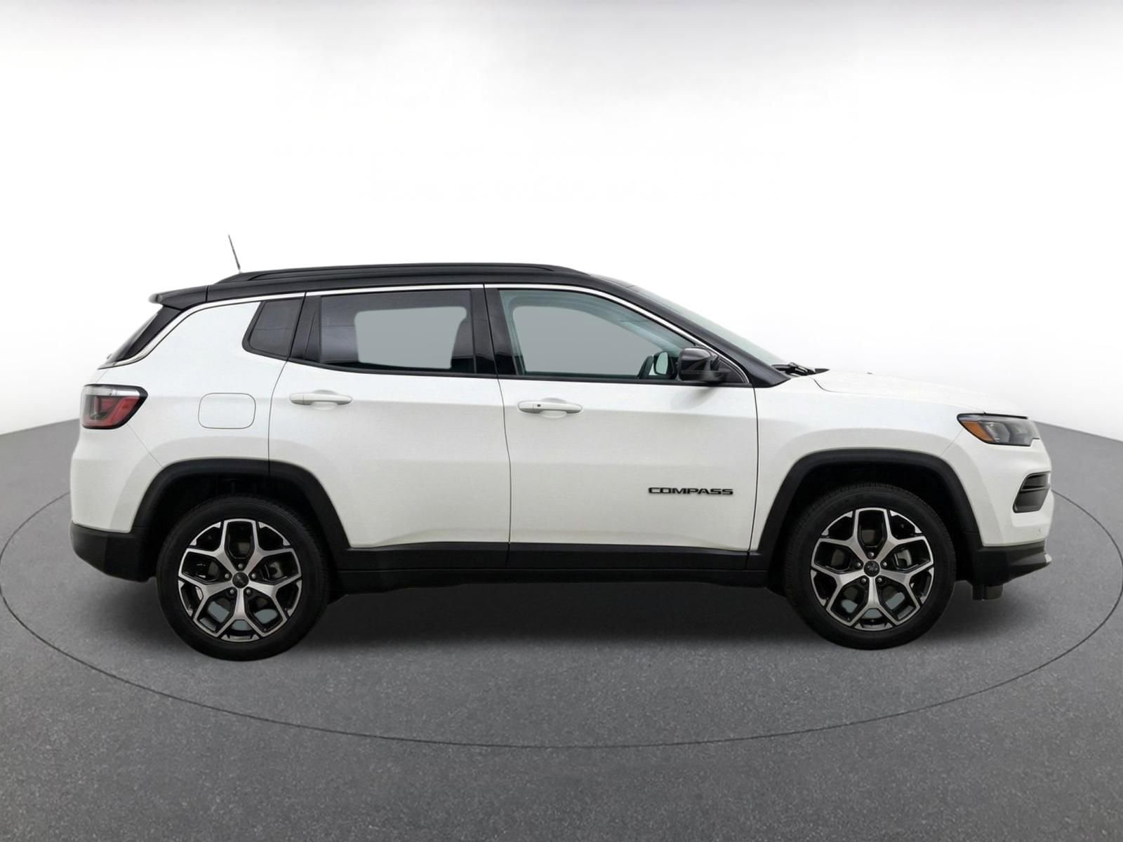 Thumbnail: 2025 Jeep Compass - 10