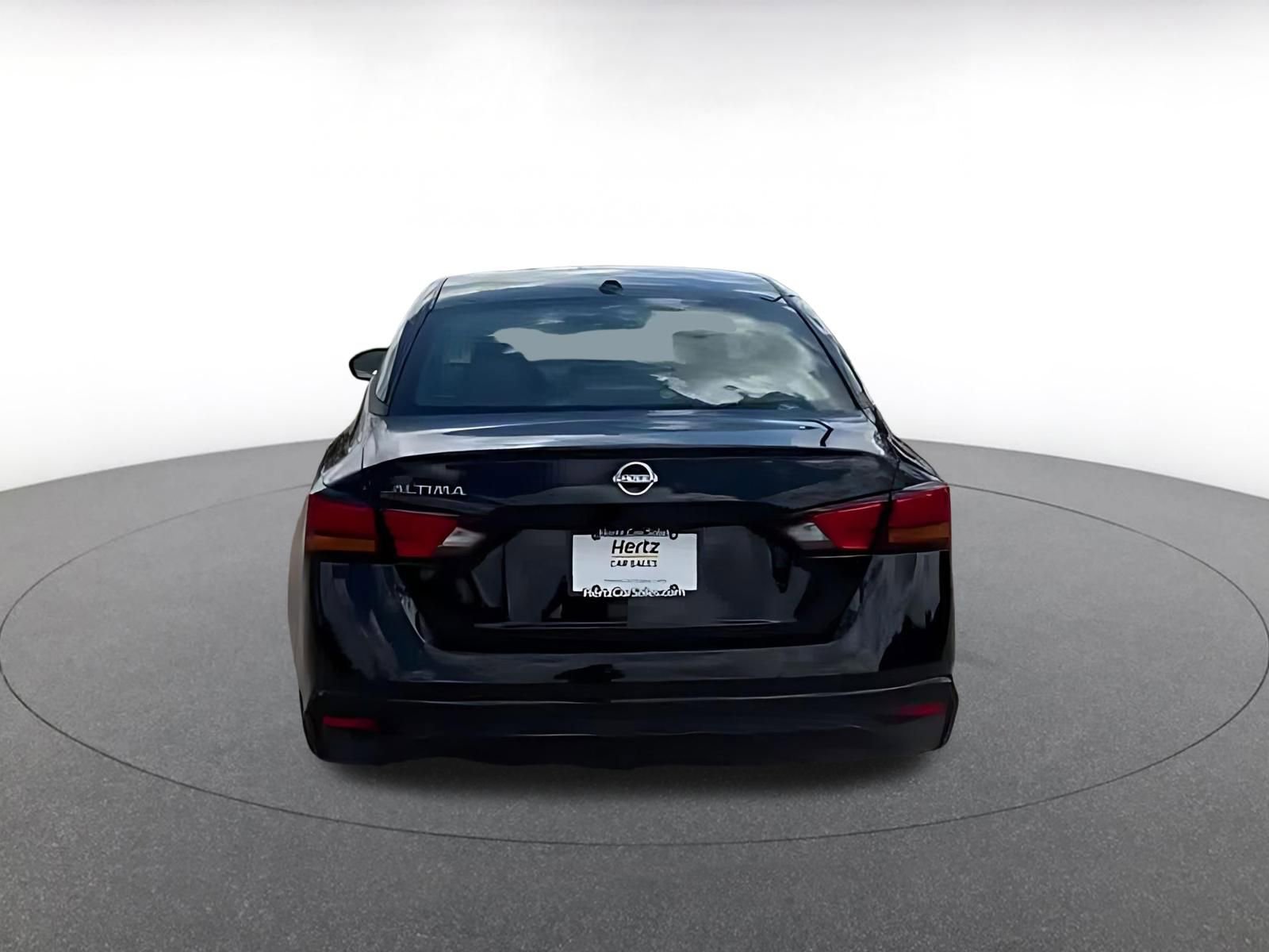 Thumbnail: 2025 Nissan Altima - 10