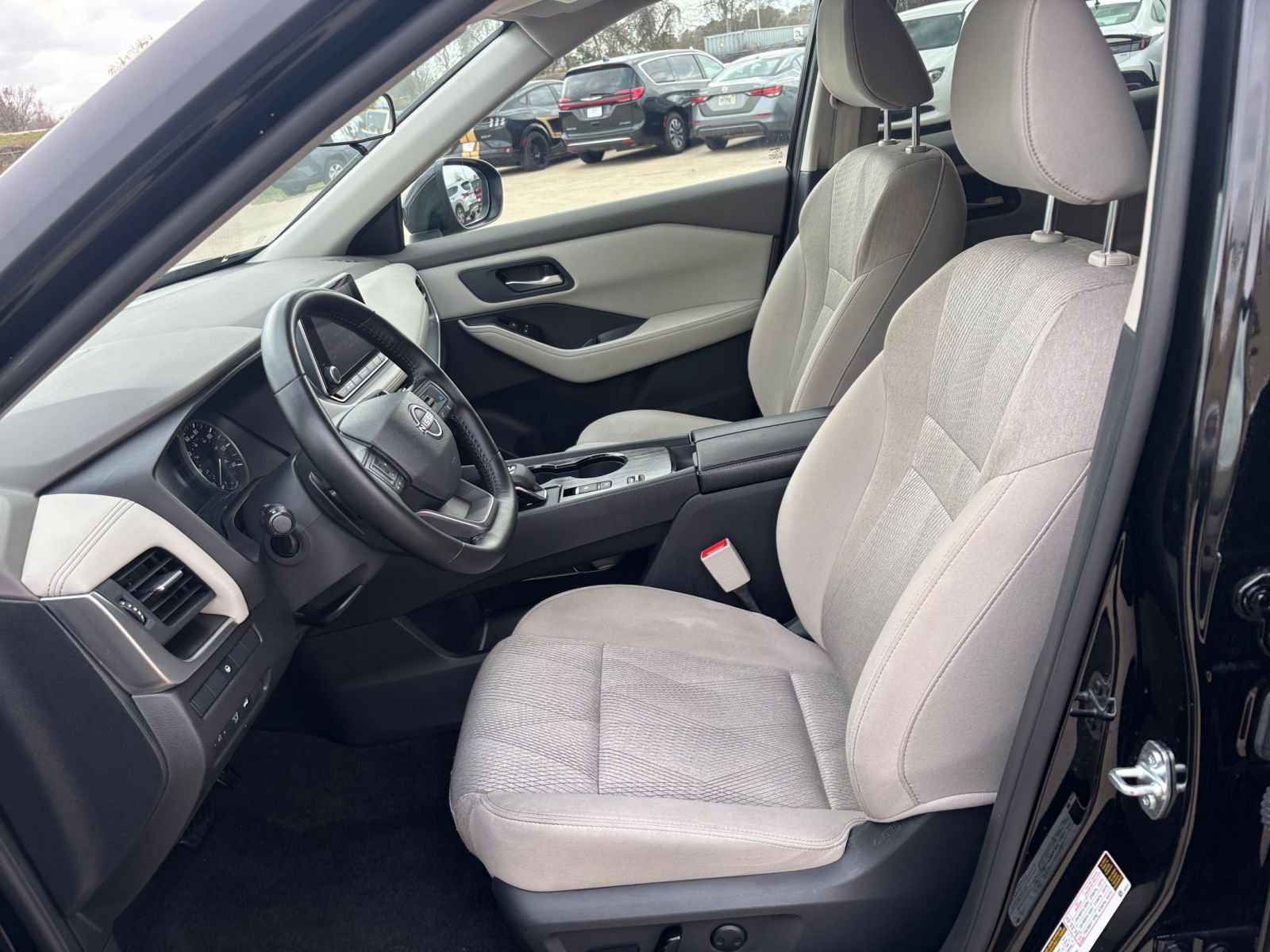 Thumbnail: 2025 Nissan Rogue - 29