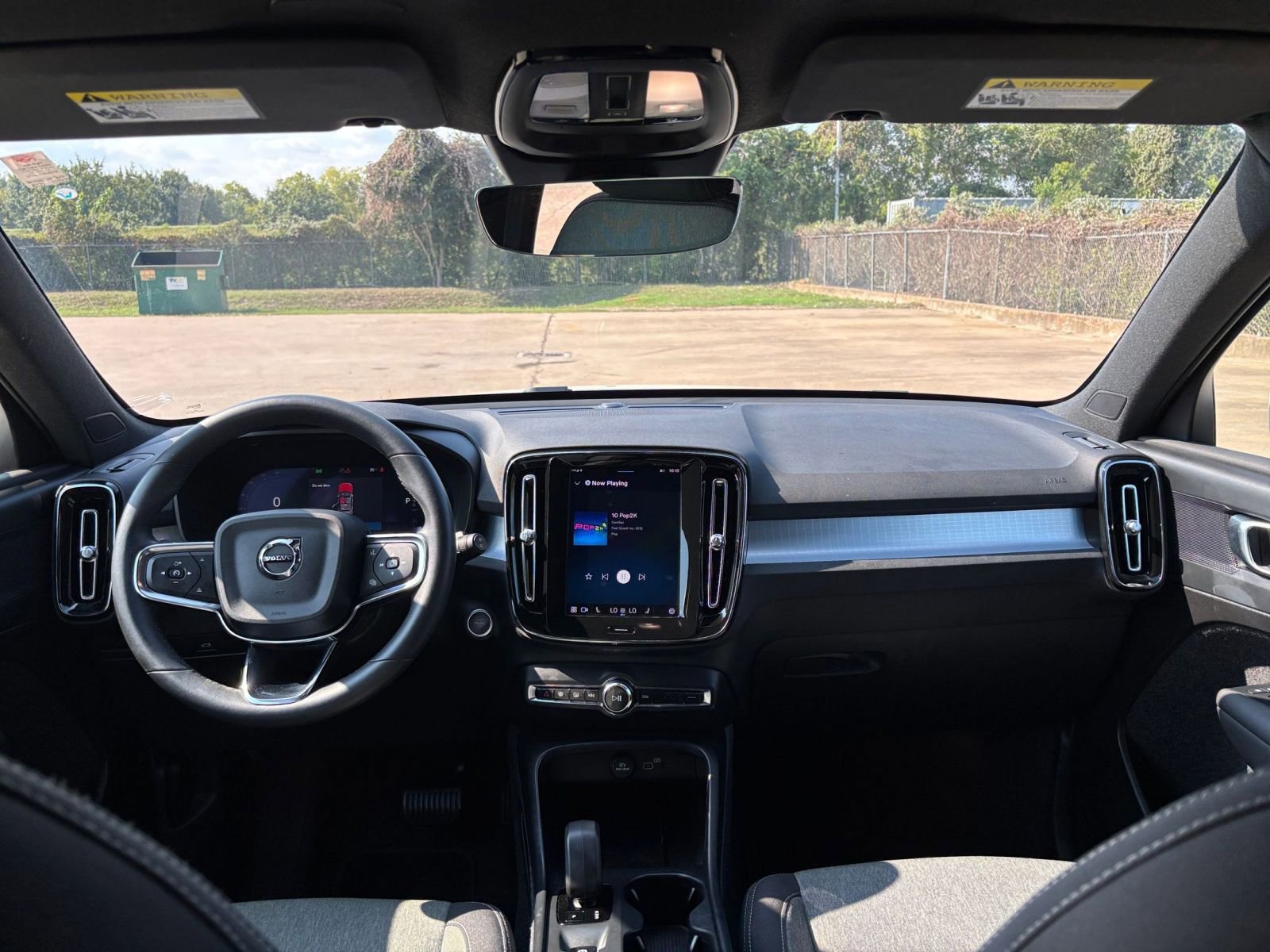 Thumbnail: 2024 Volvo XC40 - 33