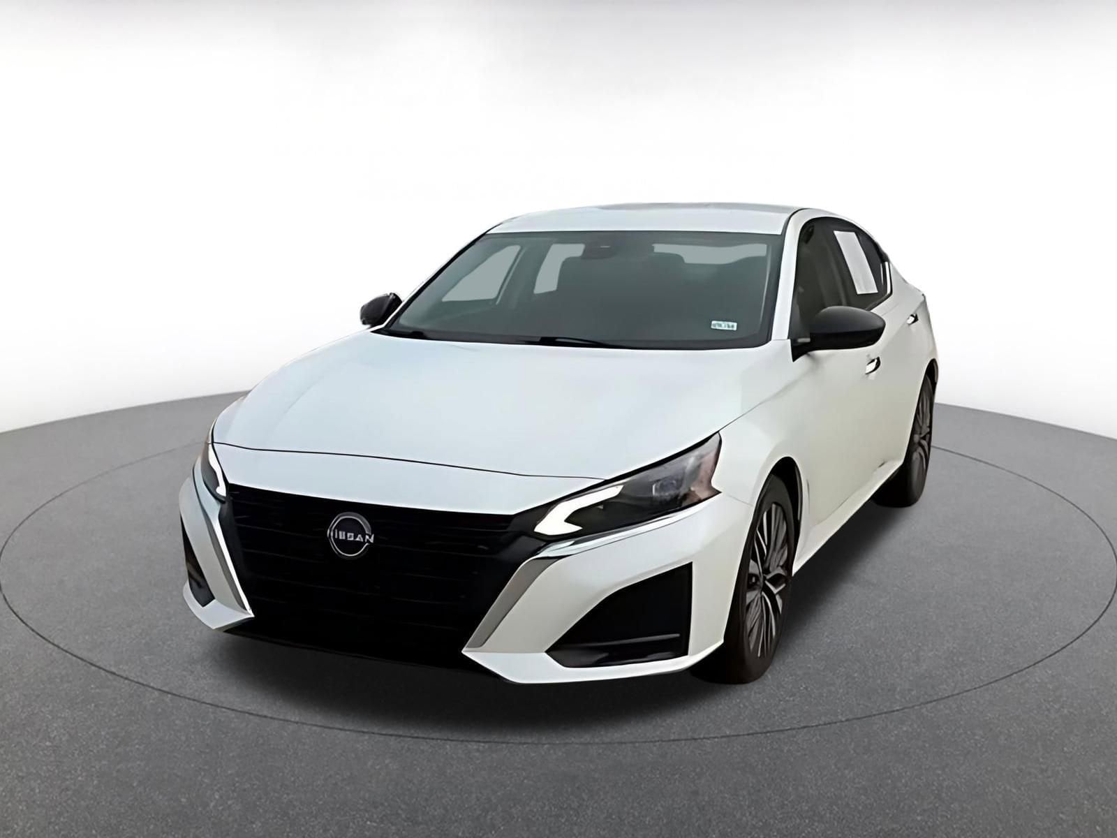 Thumbnail: 2024 Nissan Altima - 7