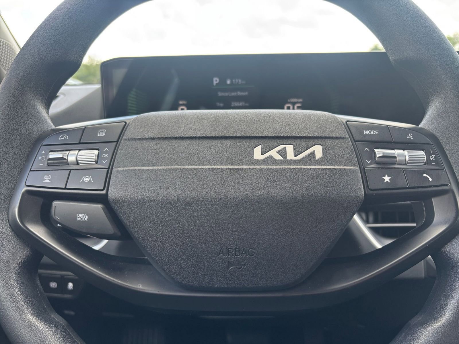 Thumbnail: 2025 Kia K4 - 27