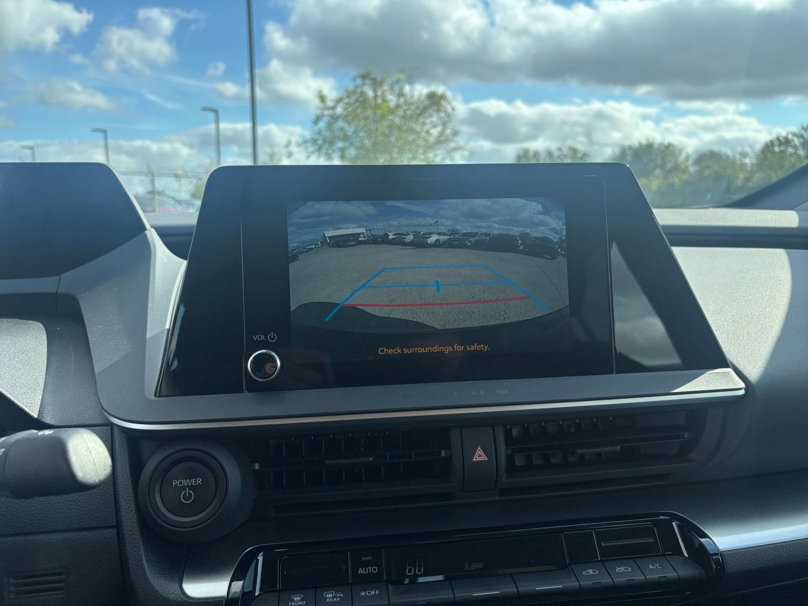 Thumbnail: 2025 Toyota Prius - 17