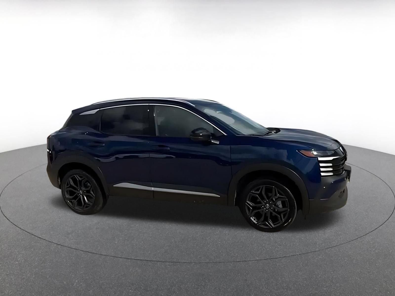 Thumbnail: 2026 Nissan Kicks - 2