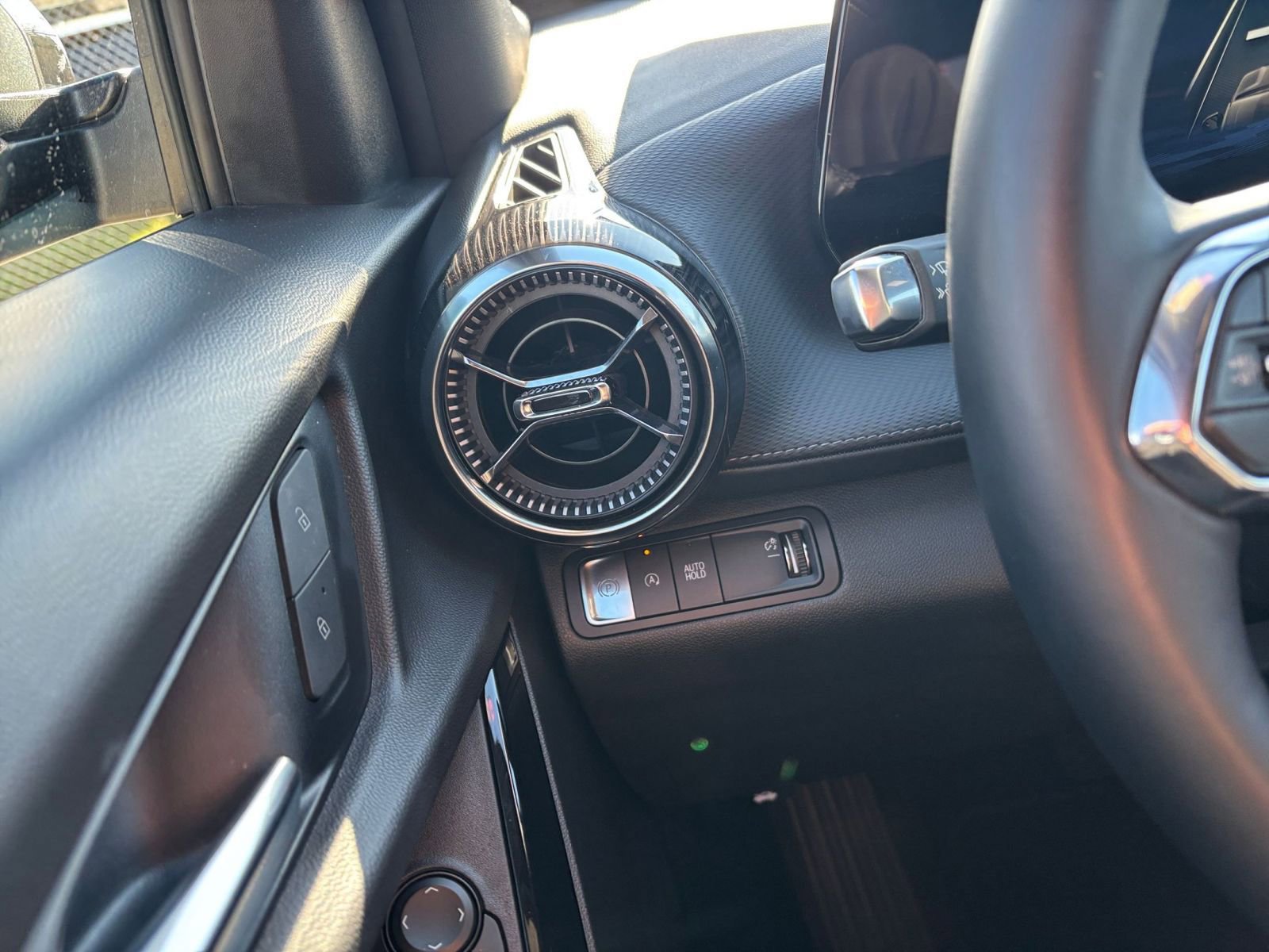 Thumbnail: 2025 Chevrolet Equinox - 33