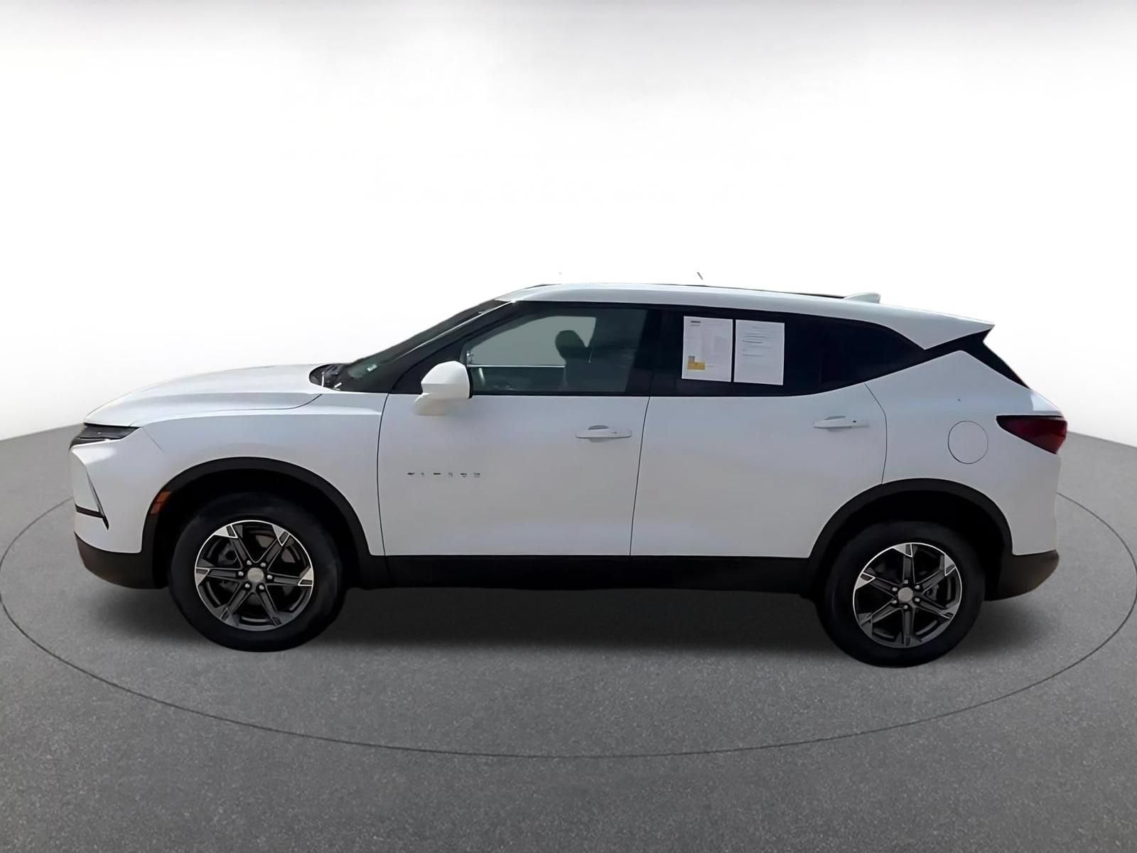 Thumbnail: 2025 Chevrolet Blazer - 10