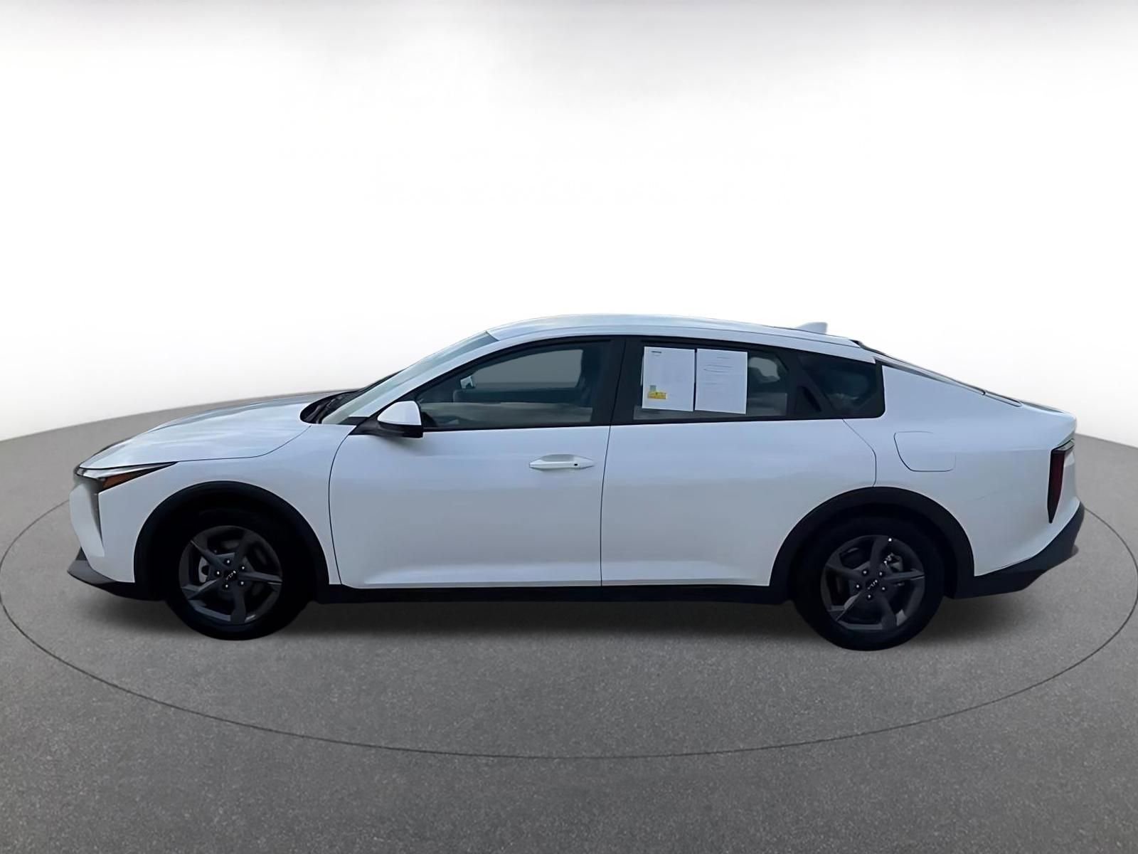 Thumbnail: 2025 Kia K4 - 10