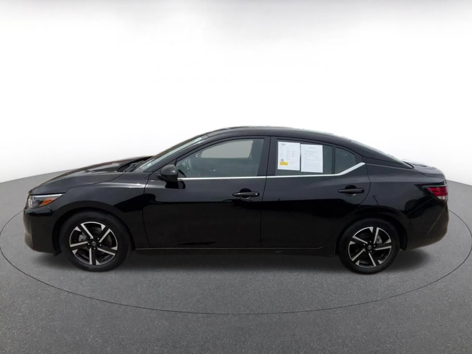 Thumbnail: 2025 Nissan Sentra - 9