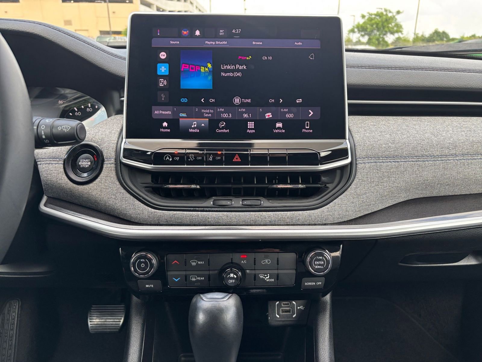 2023 Jeep Compass Latitude 15