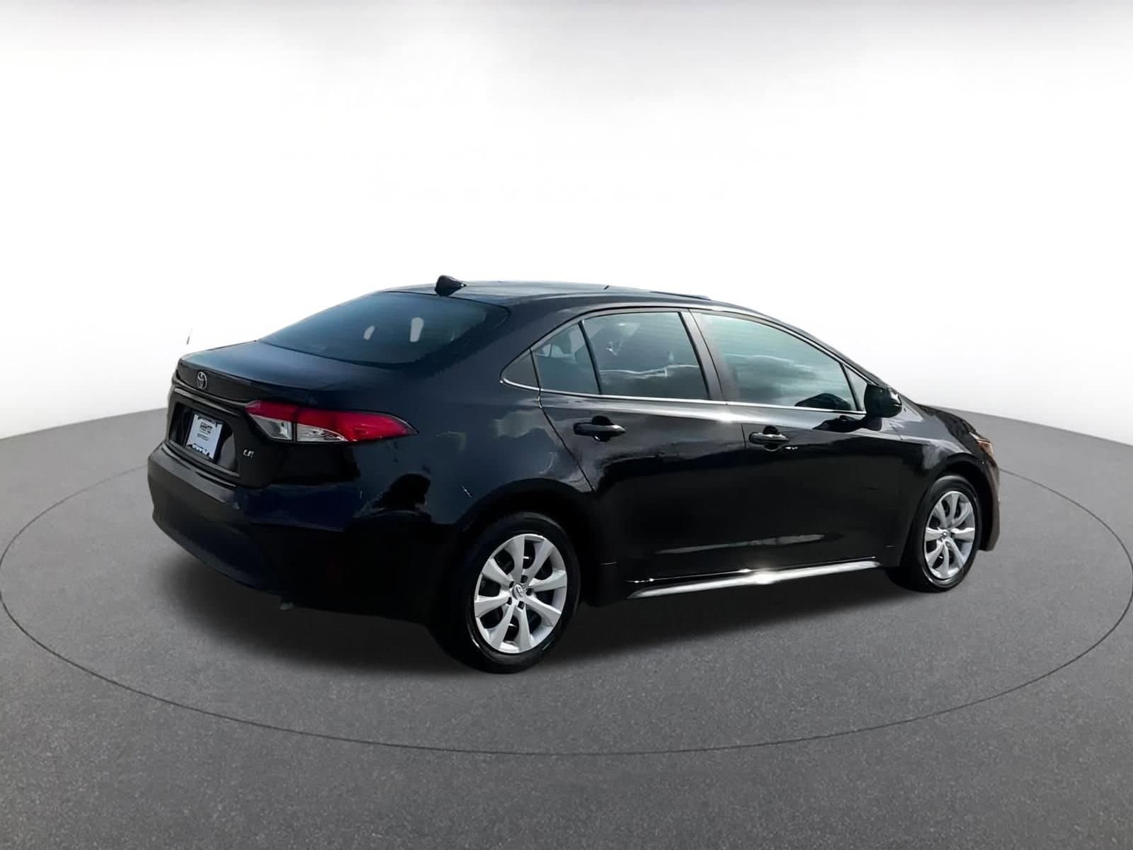 2024 Toyota Corolla LE 10