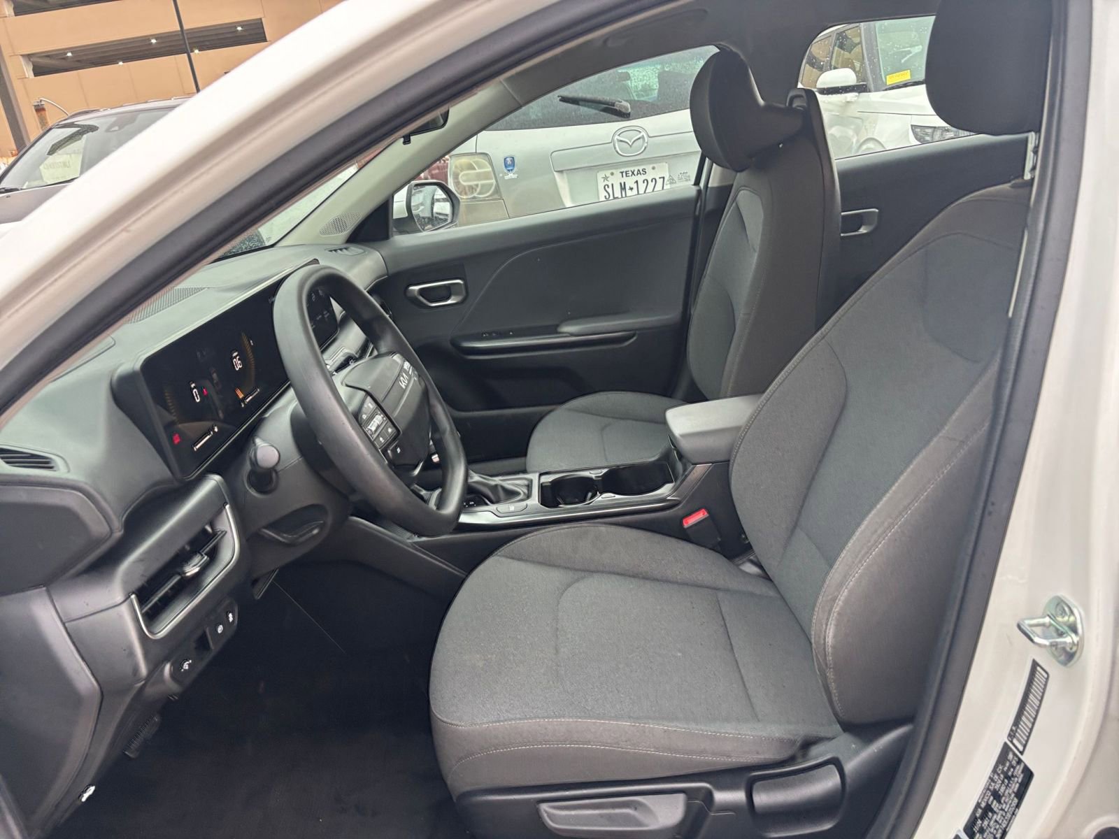 Thumbnail: 2025 Kia K4 - 25