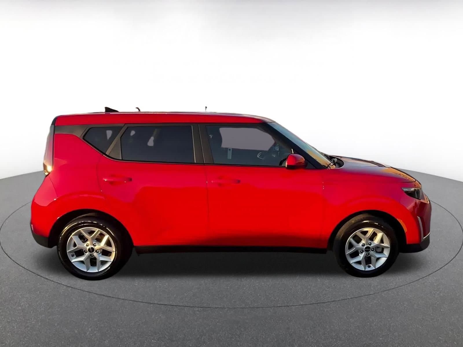 Thumbnail: 2025 Kia Soul - 16