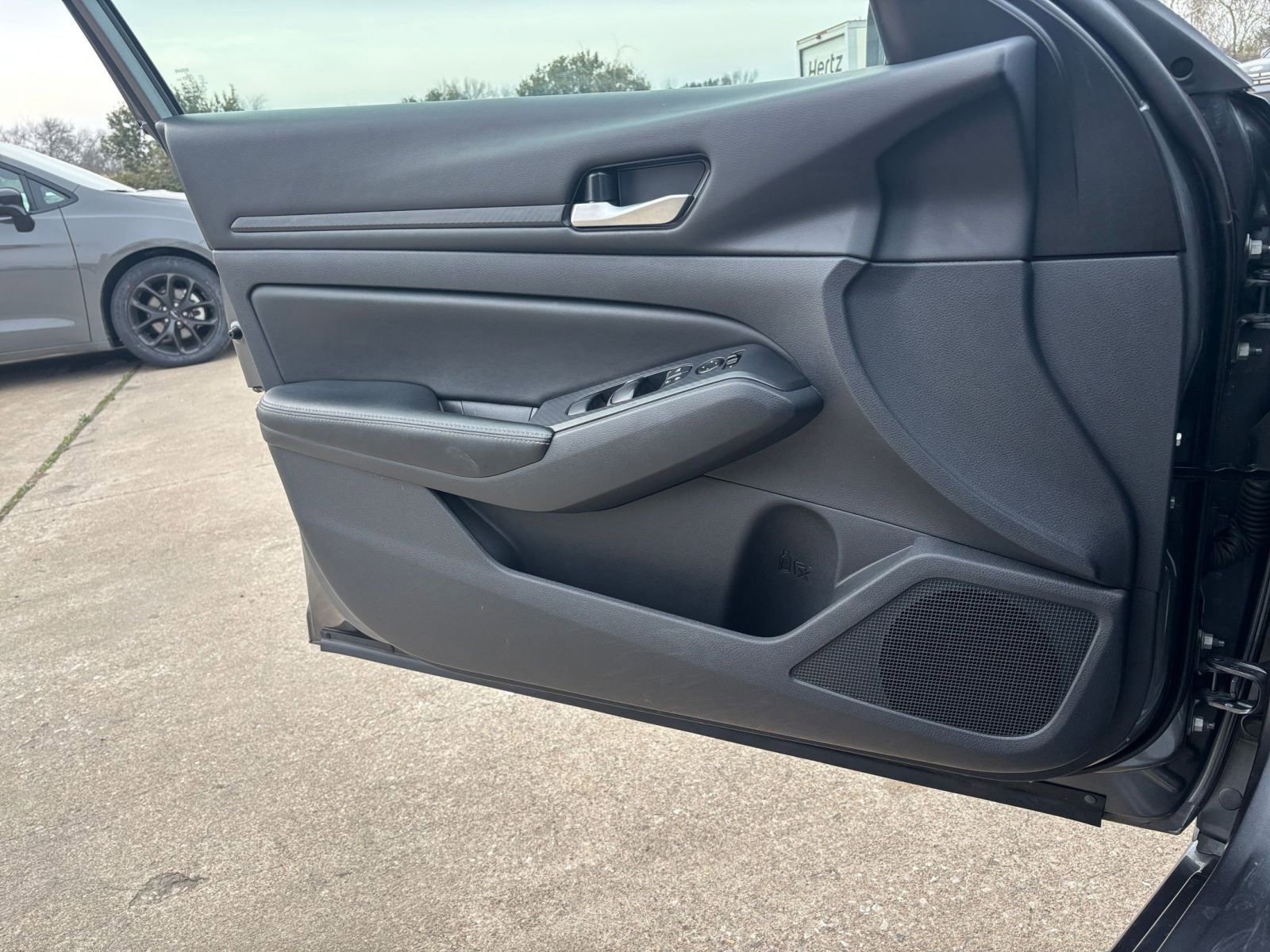 Thumbnail: 2025 Nissan Altima - 18