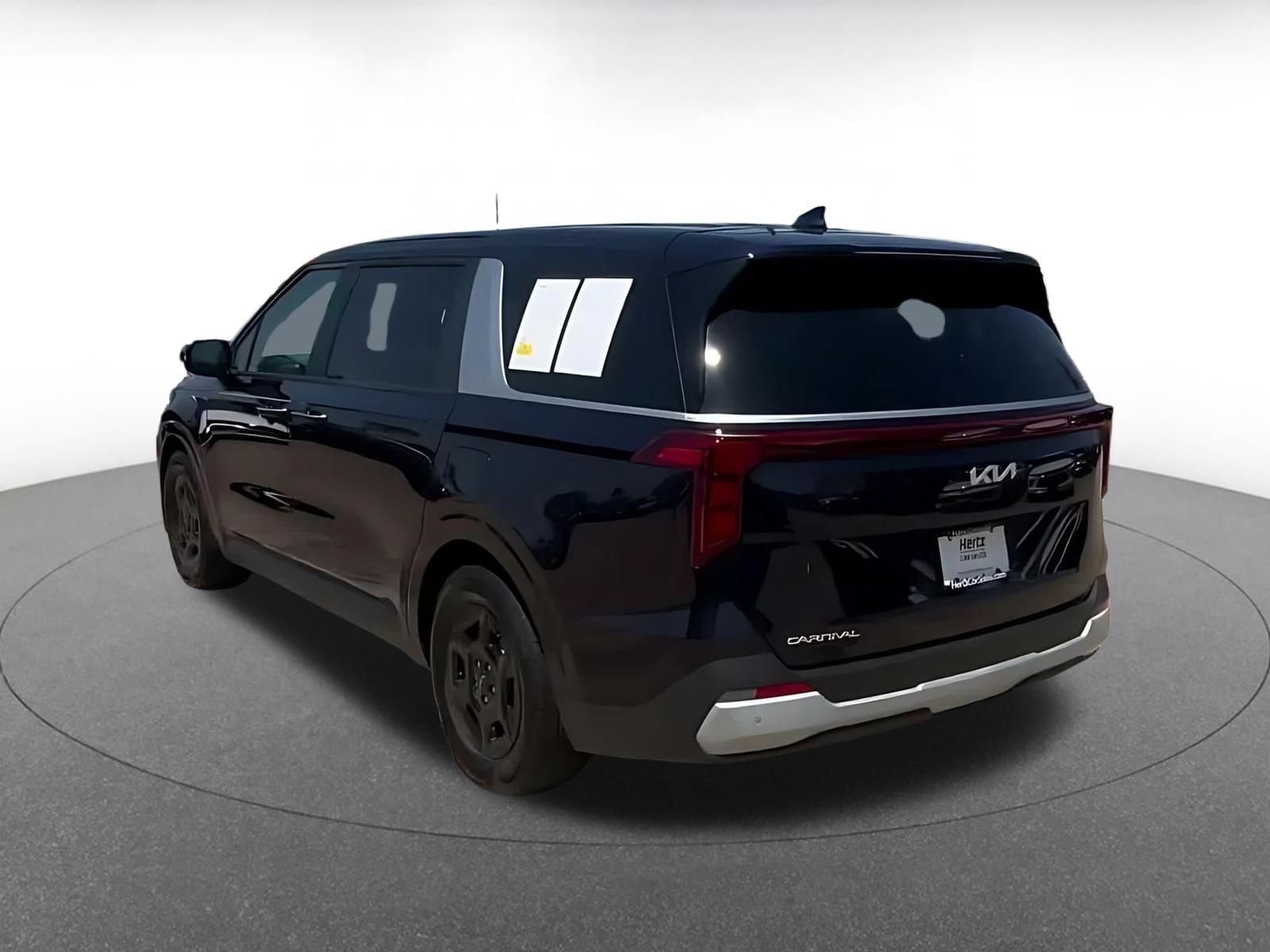 Thumbnail: 2026 Kia Carnival - 10