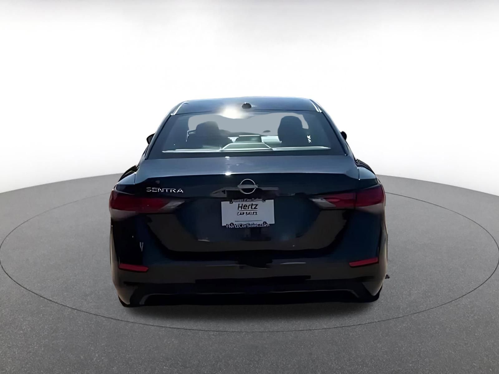 Thumbnail: 2025 Nissan Sentra - 10