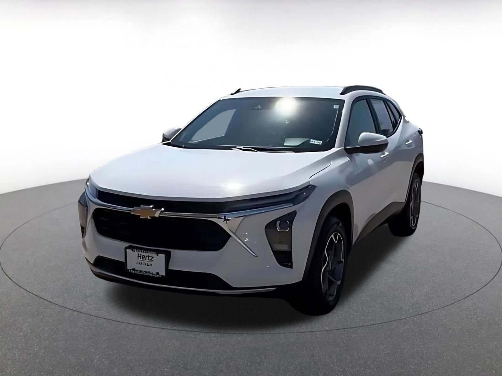Thumbnail: 2025 Chevrolet Trax - 8