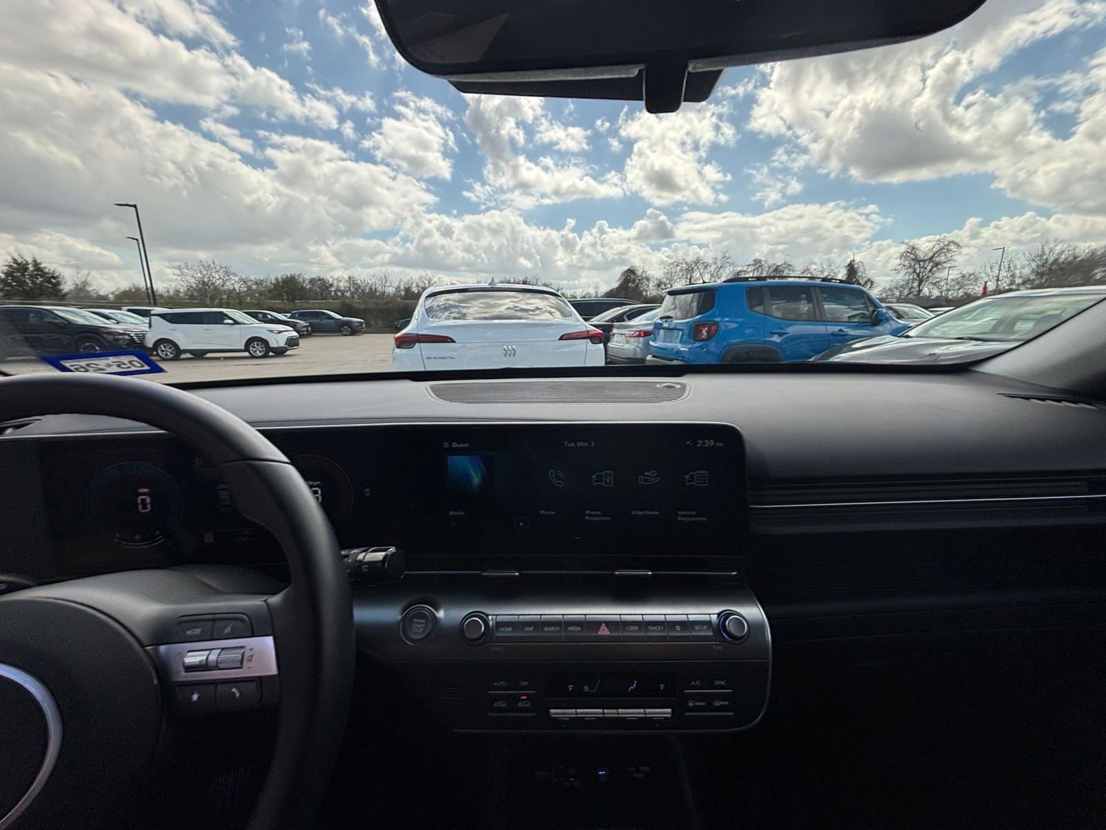 Thumbnail: 2025 Hyundai Kona - 32