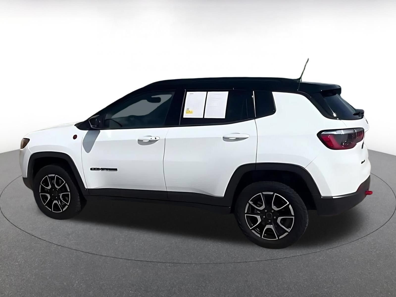 Thumbnail: 2025 Jeep Compass - 10