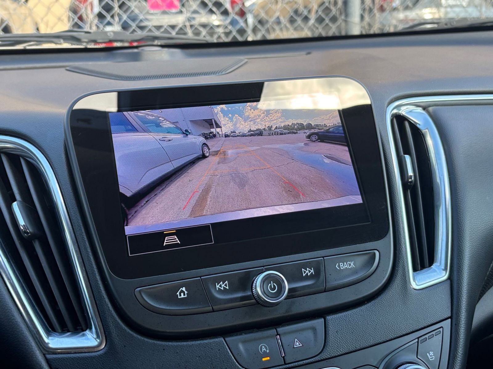 Thumbnail: 2024 Chevrolet Malibu - 17