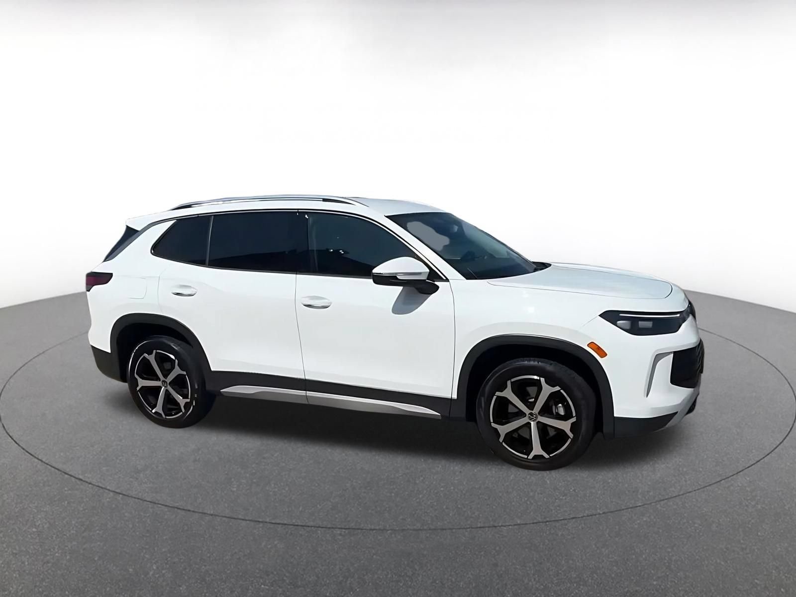 Thumbnail: 2026 Volkswagen Tiguan - 2