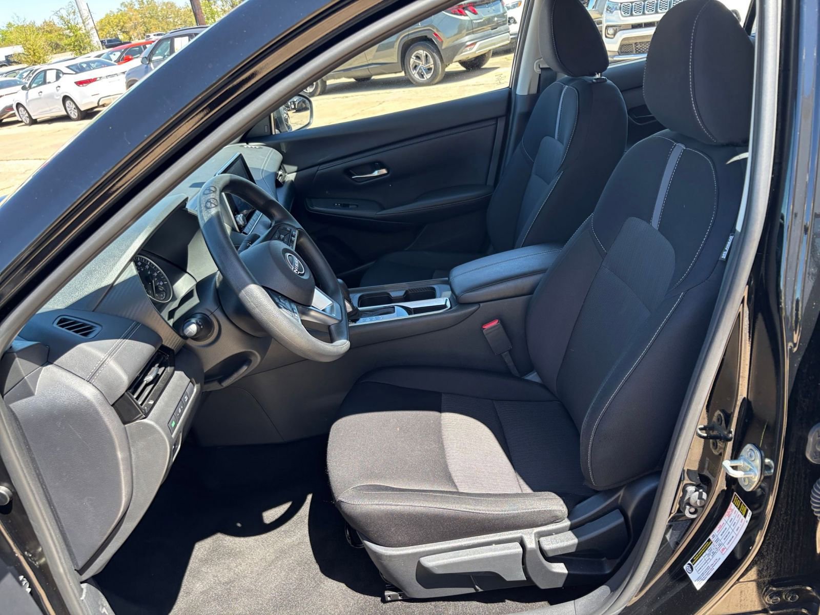 Thumbnail: 2025 Nissan Sentra - 24