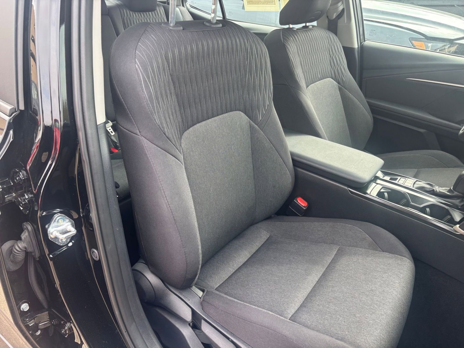 Thumbnail: 2025 Toyota Camry - 35