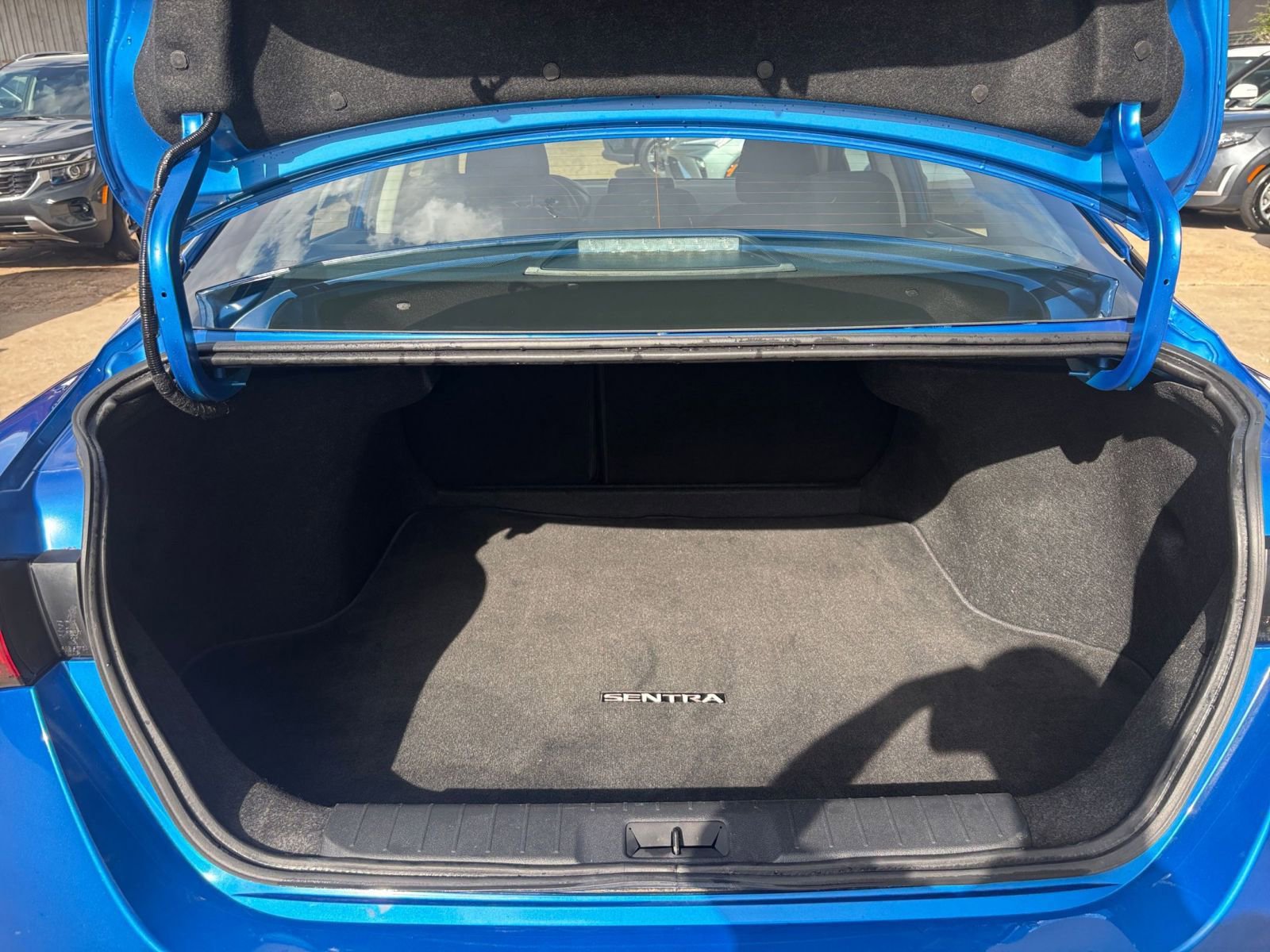 Thumbnail: 2025 Nissan Sentra - 29