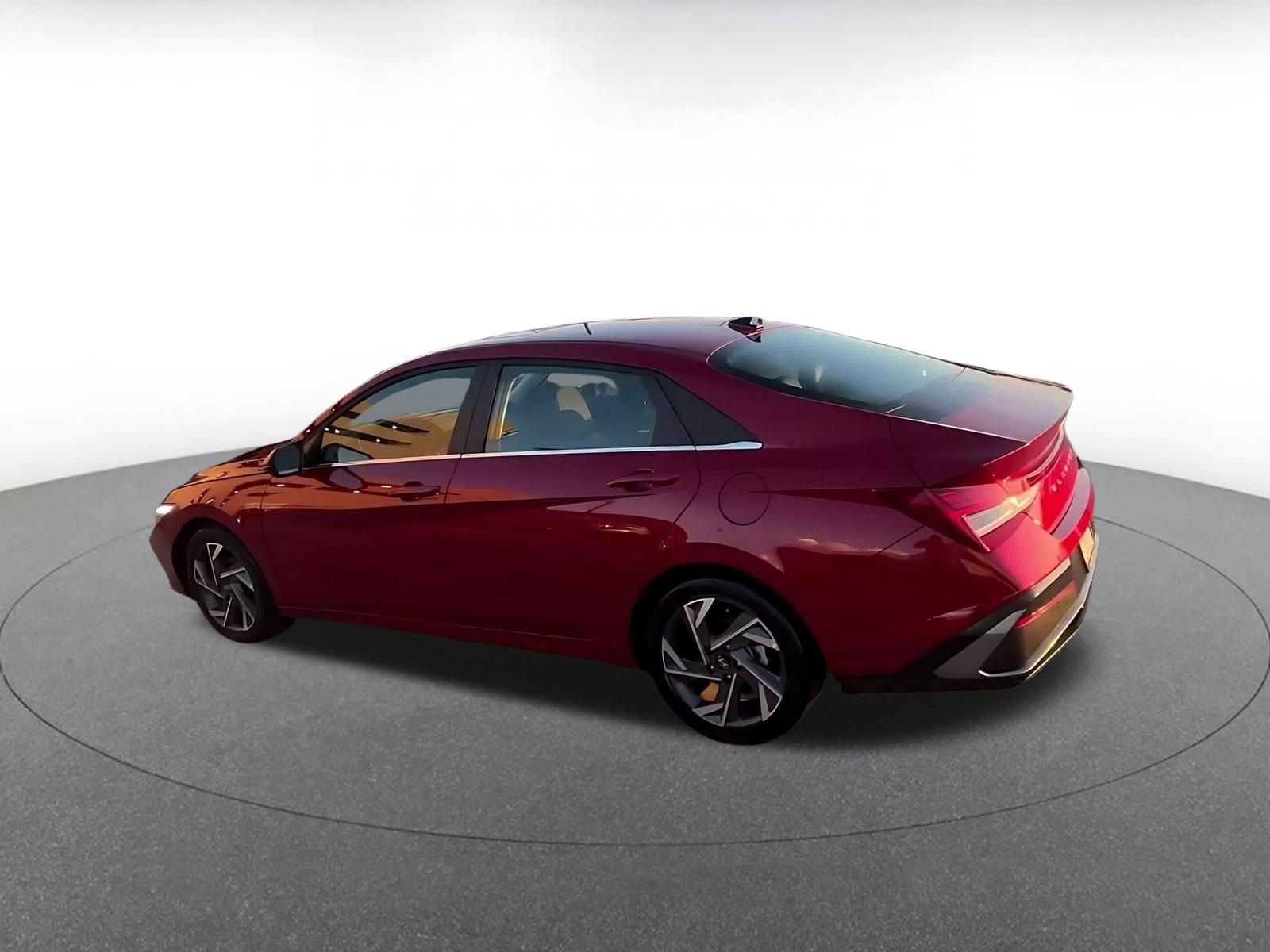 Thumbnail: 2025 Hyundai Elantra - 10