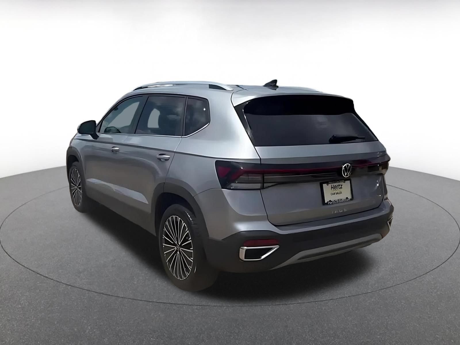 Thumbnail: 2025 Volkswagen Taos - 11