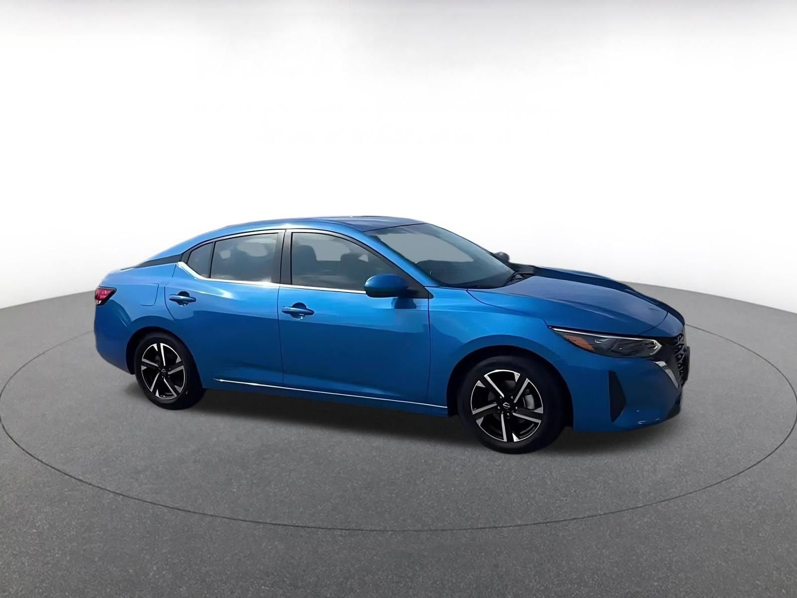 Thumbnail: 2025 Nissan Sentra - 2