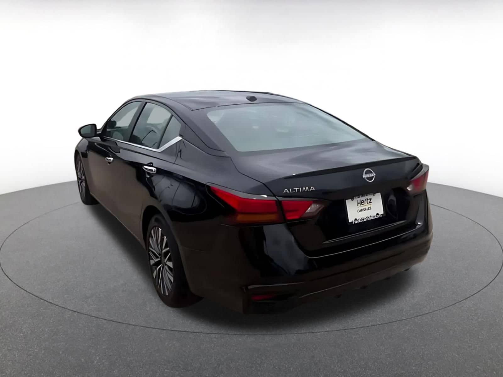 Thumbnail: 2025 Nissan Altima - 11