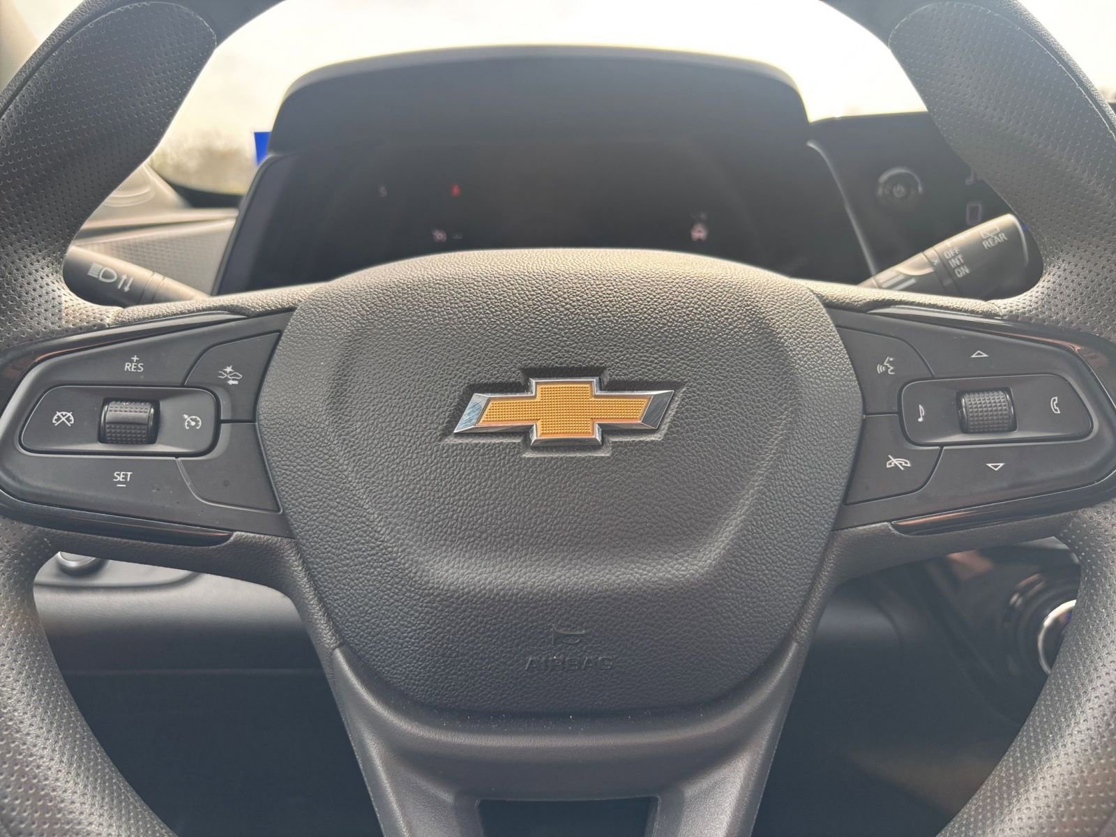 Thumbnail: 2025 Chevrolet Trax - 27