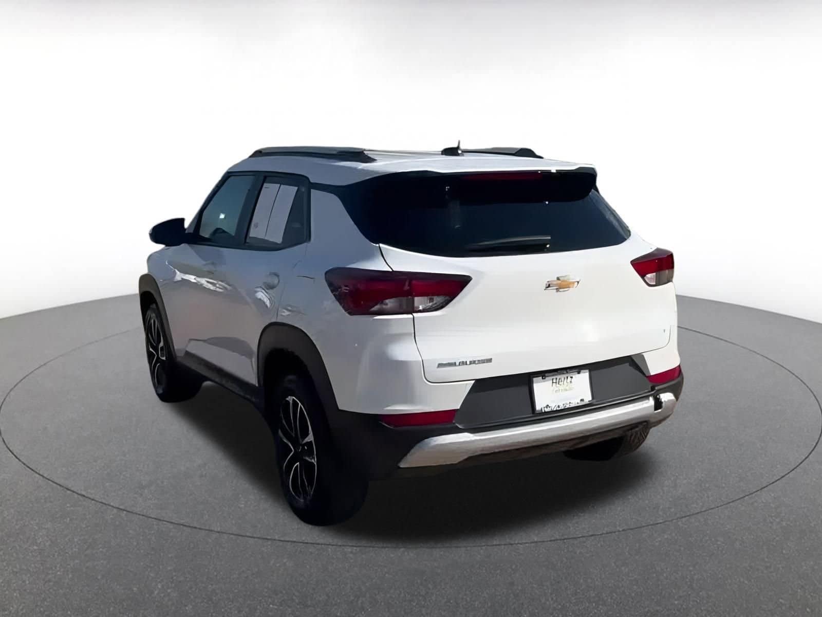 Thumbnail: 2025 Chevrolet TrailBlazer - 14