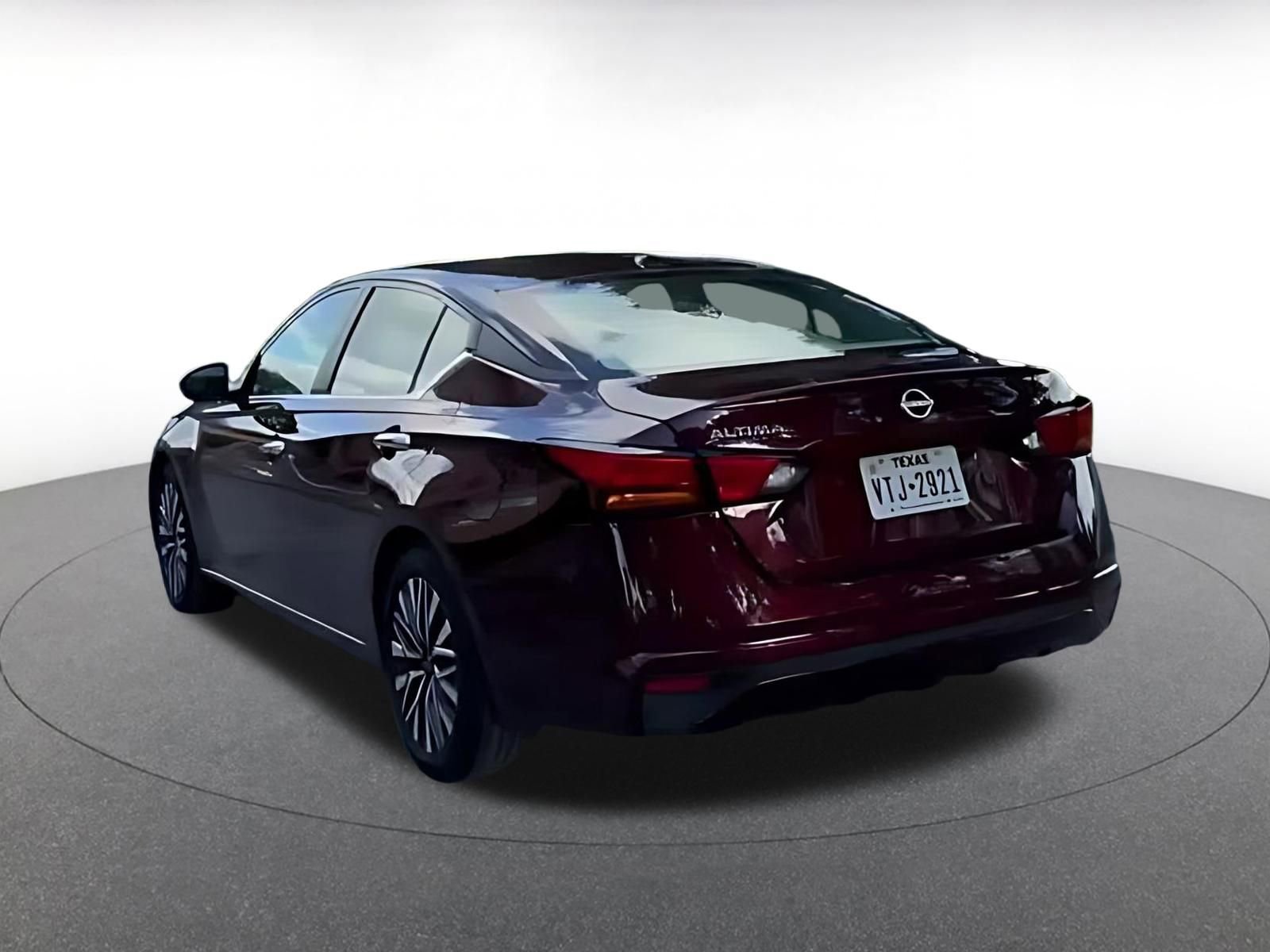 Thumbnail: 2025 Nissan Altima - 7