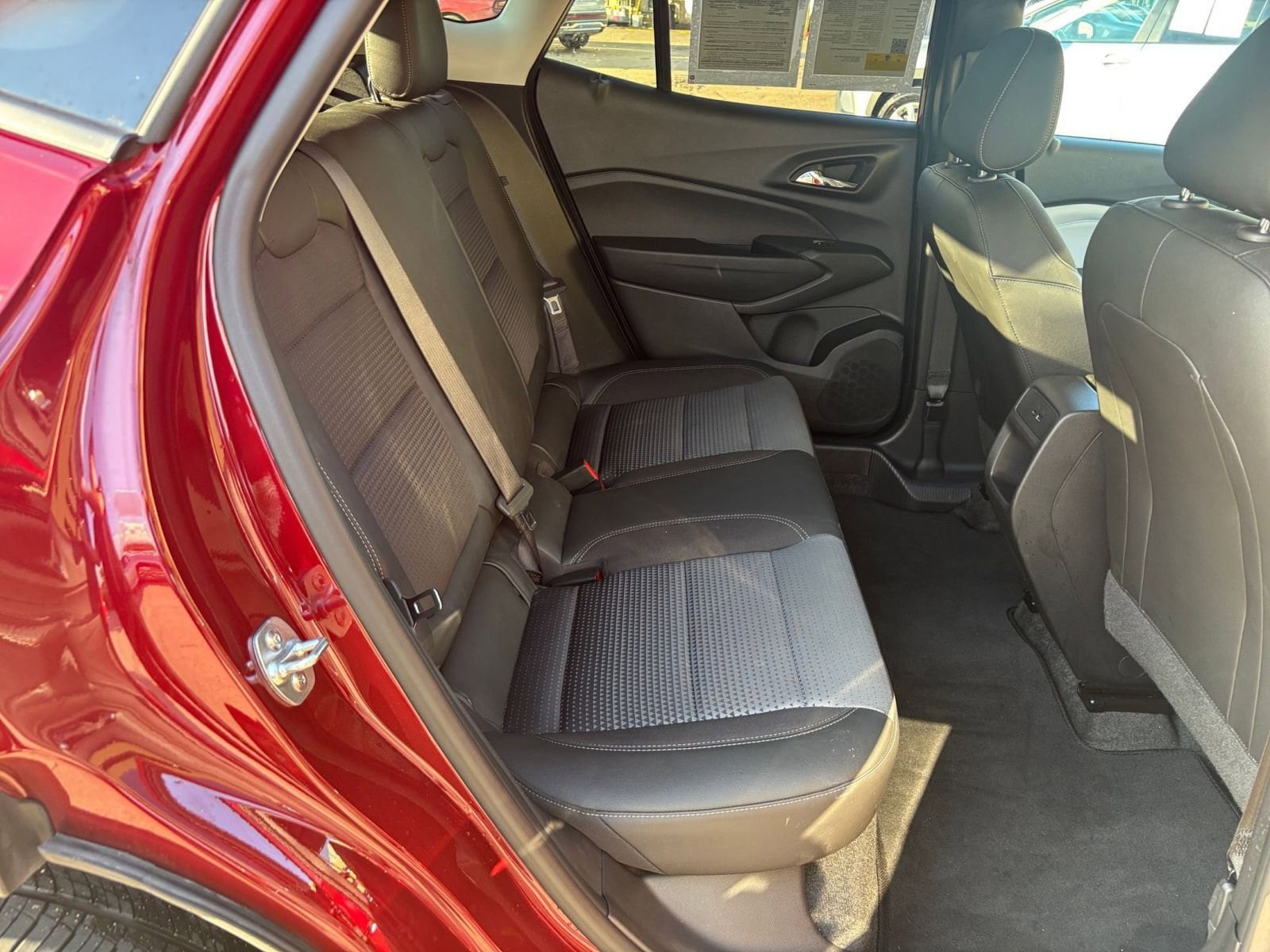 Thumbnail: 2025 Chevrolet Trax - 23