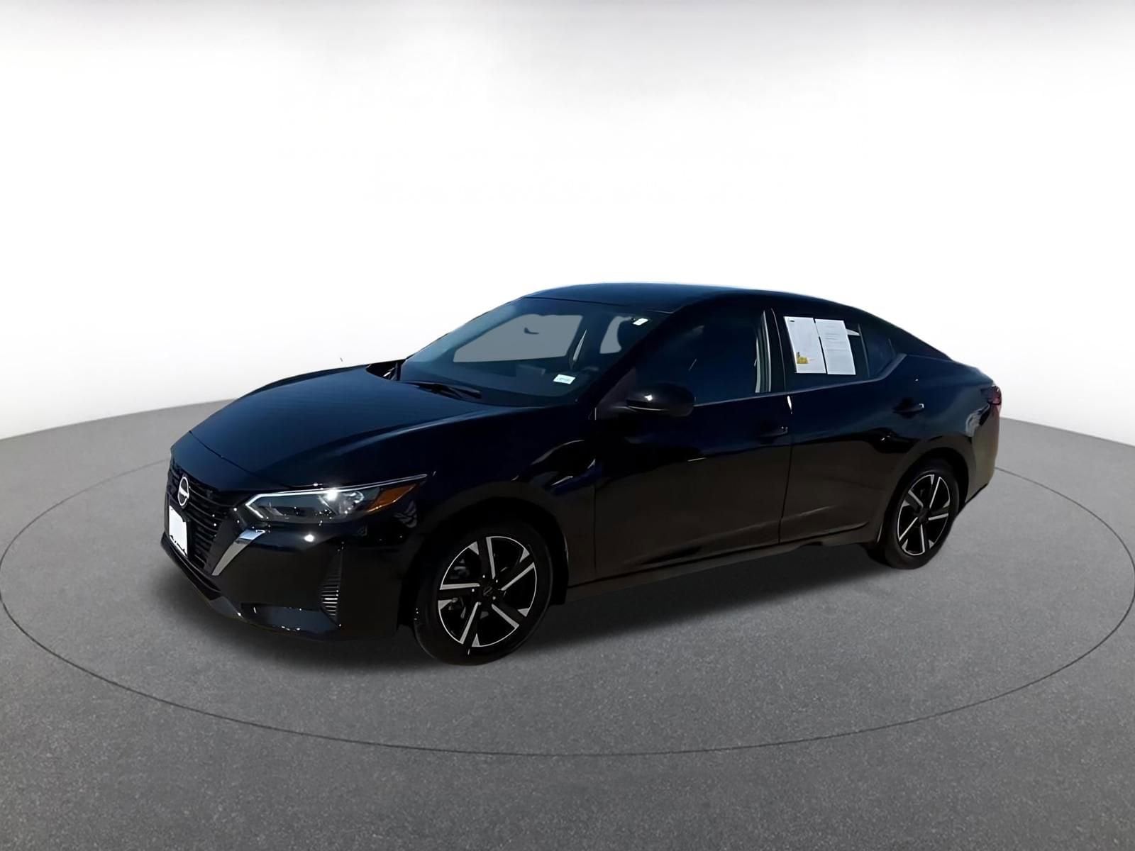 Thumbnail: 2025 Nissan Sentra - 4