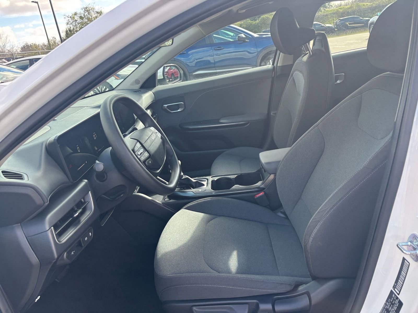 Thumbnail: 2025 Kia K4 - 25