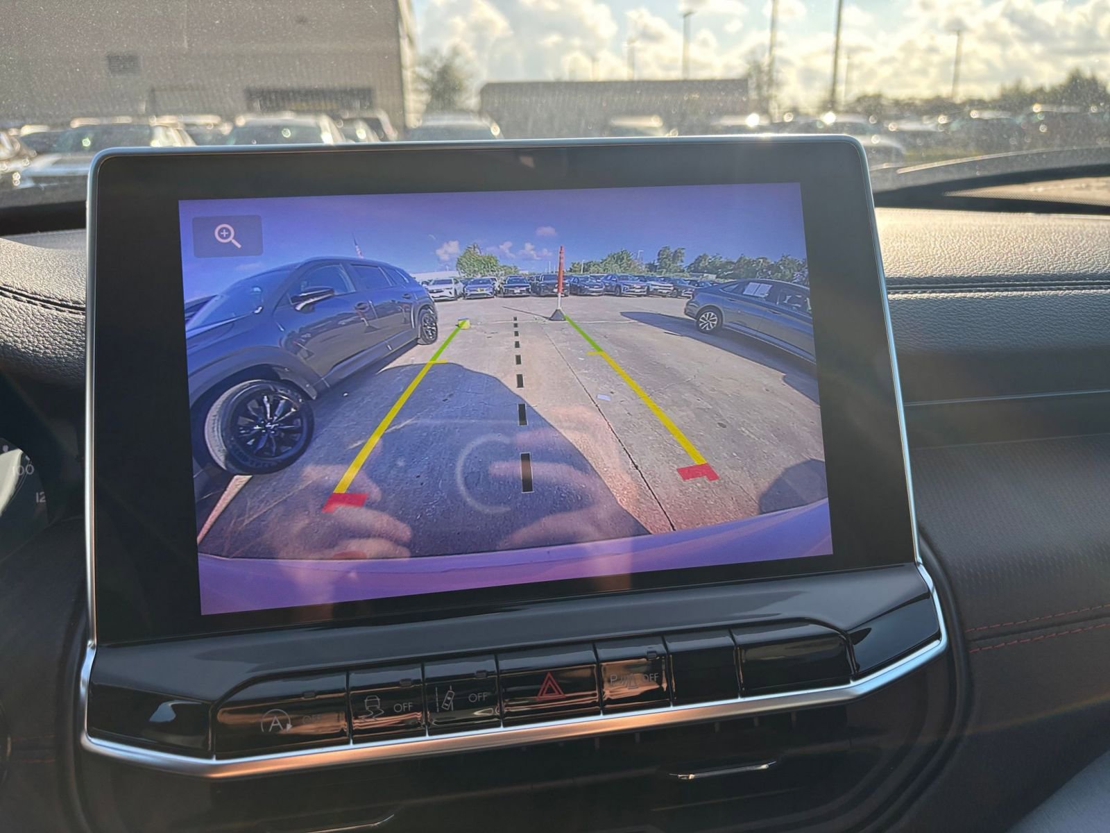 Thumbnail: 2025 Jeep Compass - 17