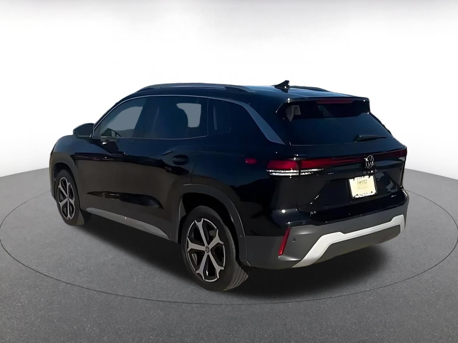 Thumbnail: 2026 Volkswagen Tiguan - 10