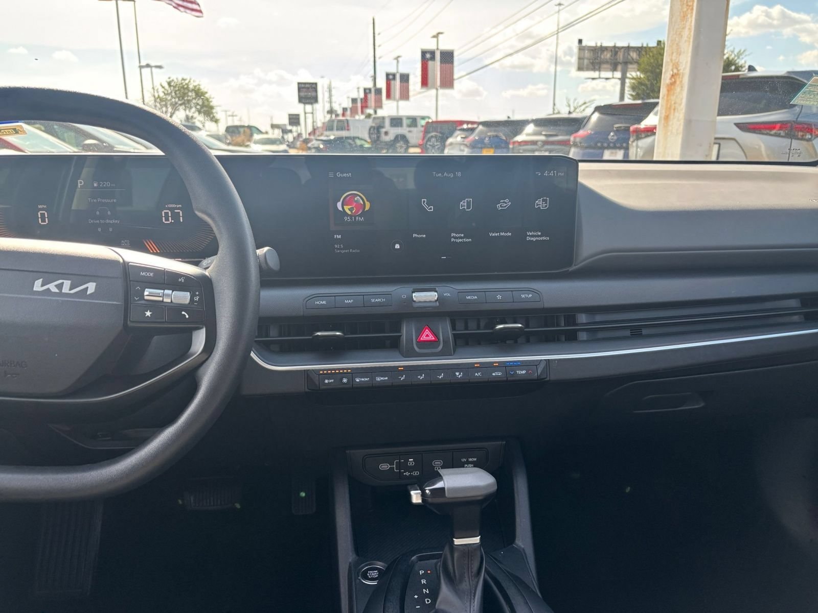 Thumbnail: 2025 Kia K4 - 14