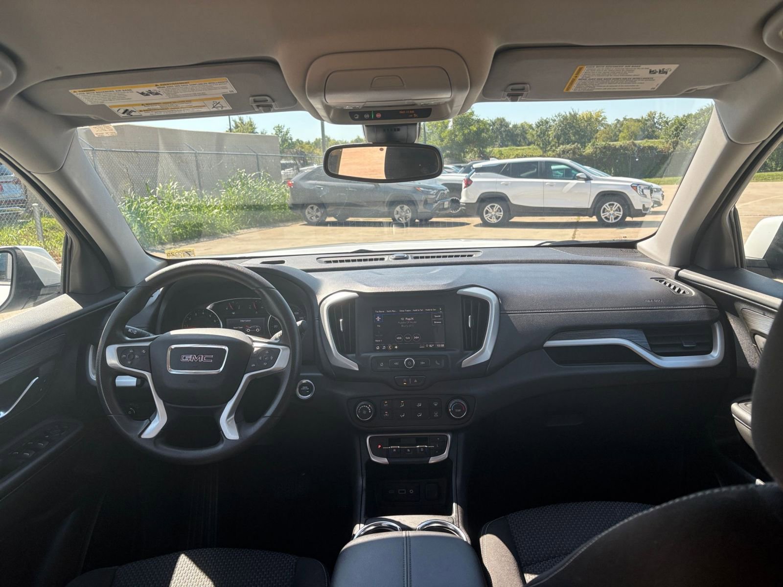 Thumbnail: 2024 GMC Terrain - 32